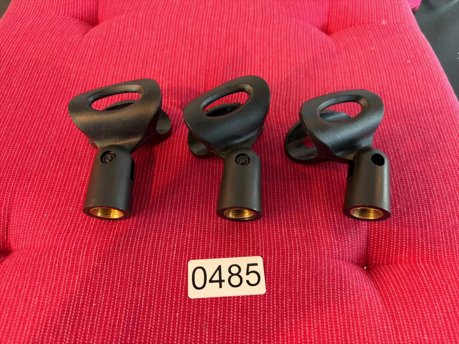 3-matching-mic-clips-mpr6nshw