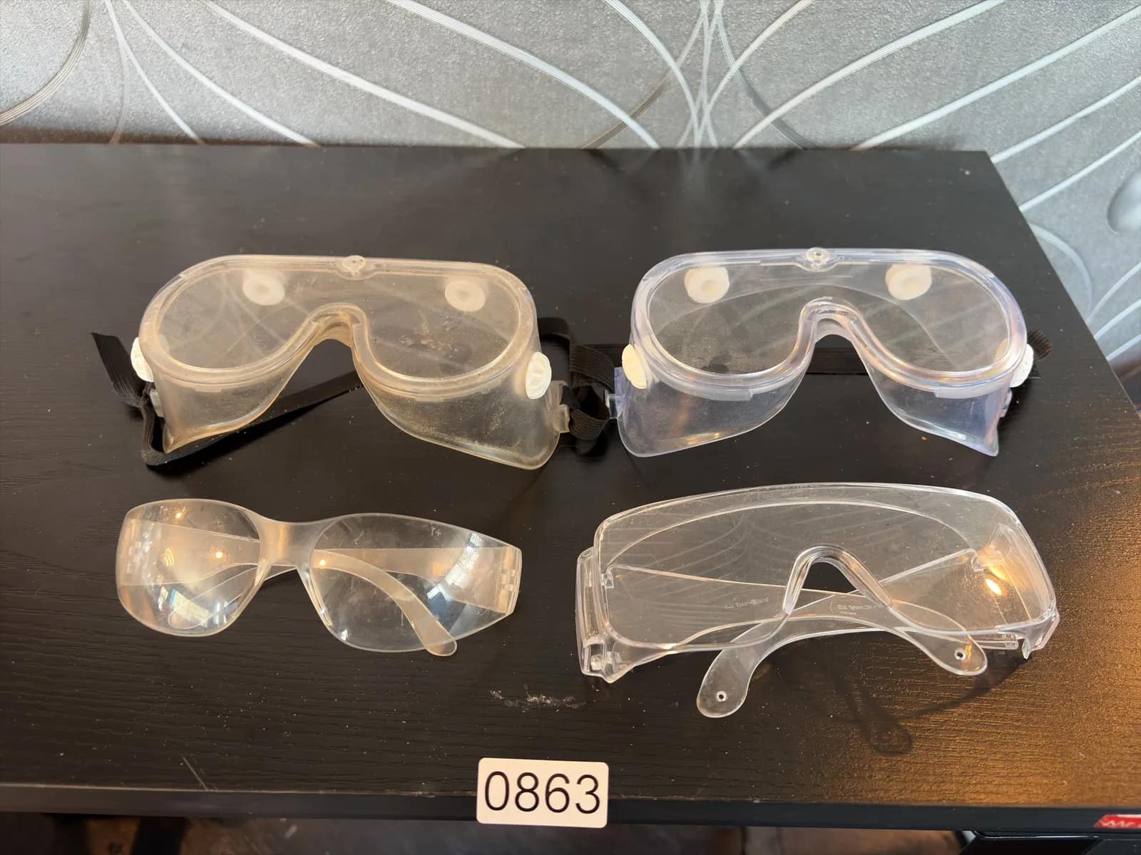 4-safety-glasses-and-goggles-mpr936vj