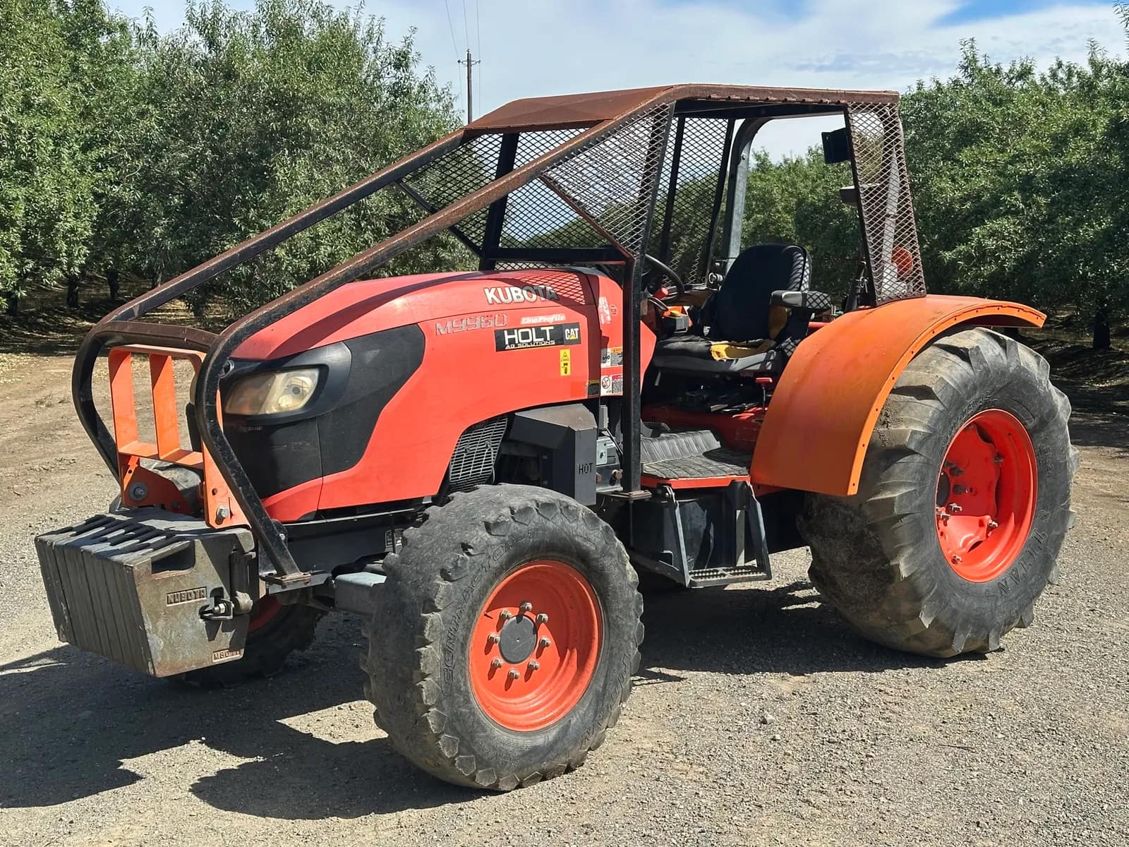 2013-kubota-m9960d-low-profile-utility-tractor-mpq73fl2