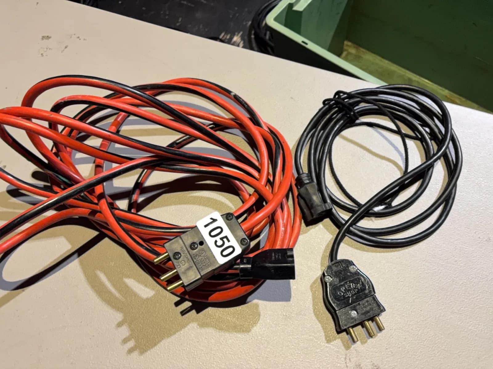 2-male-3-pin-to-edison-extension-cords-be9a3e