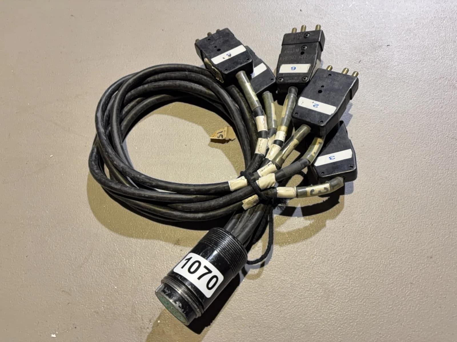 female-socapex-to-6-3-pin-male-stage-lighting-connector-de895e