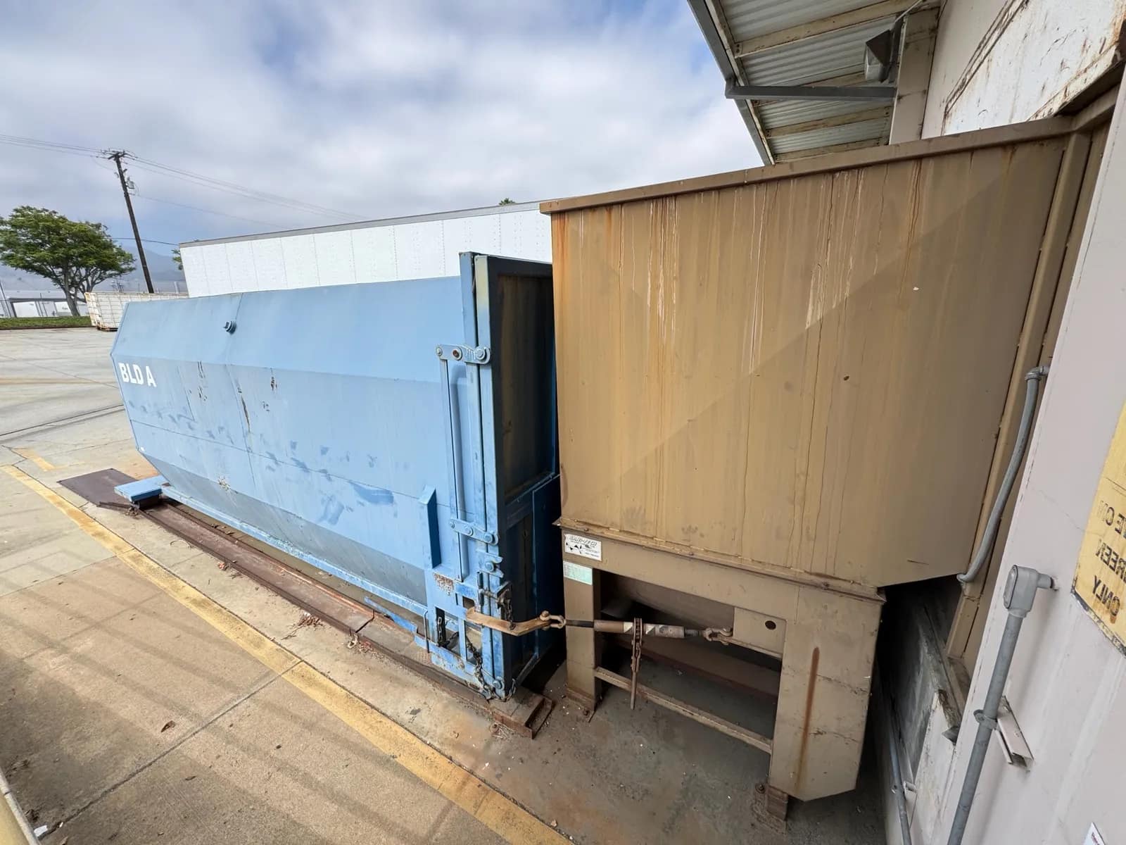 sani-tech-10-hp-trash-compactor-mrjctqsi