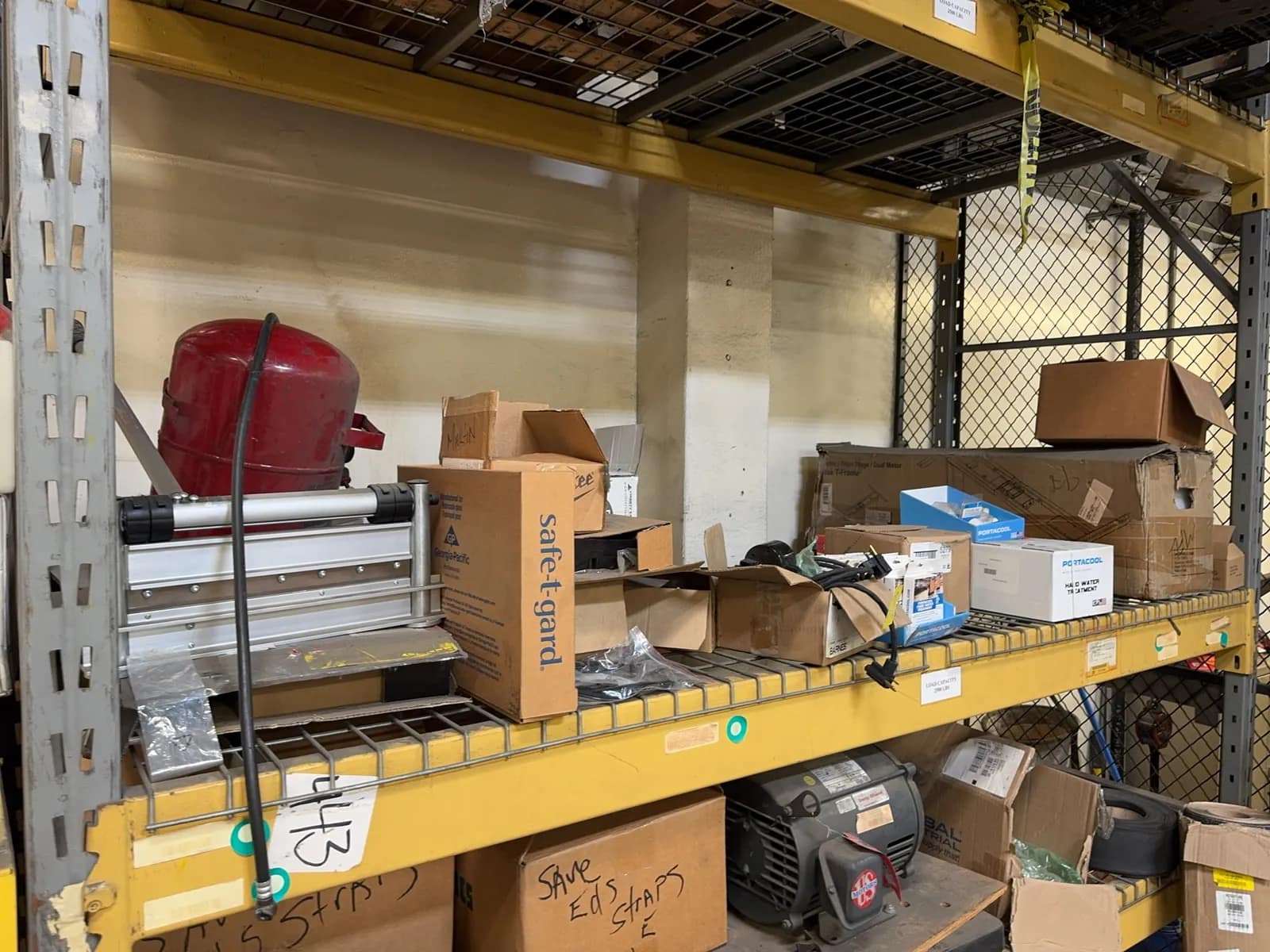 contents-of-shelf-portacool-parts-tanks-aluminum-and-standing-desk-frame-7a96cc