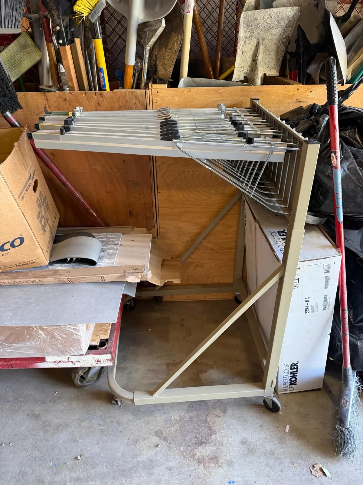 safco-plan-holder-12-brackets-fdafba