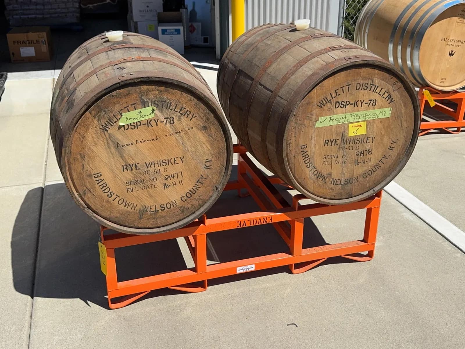 2-willett-distillery-rye-whiskey-barrels-rack-not-included-msrqmvti