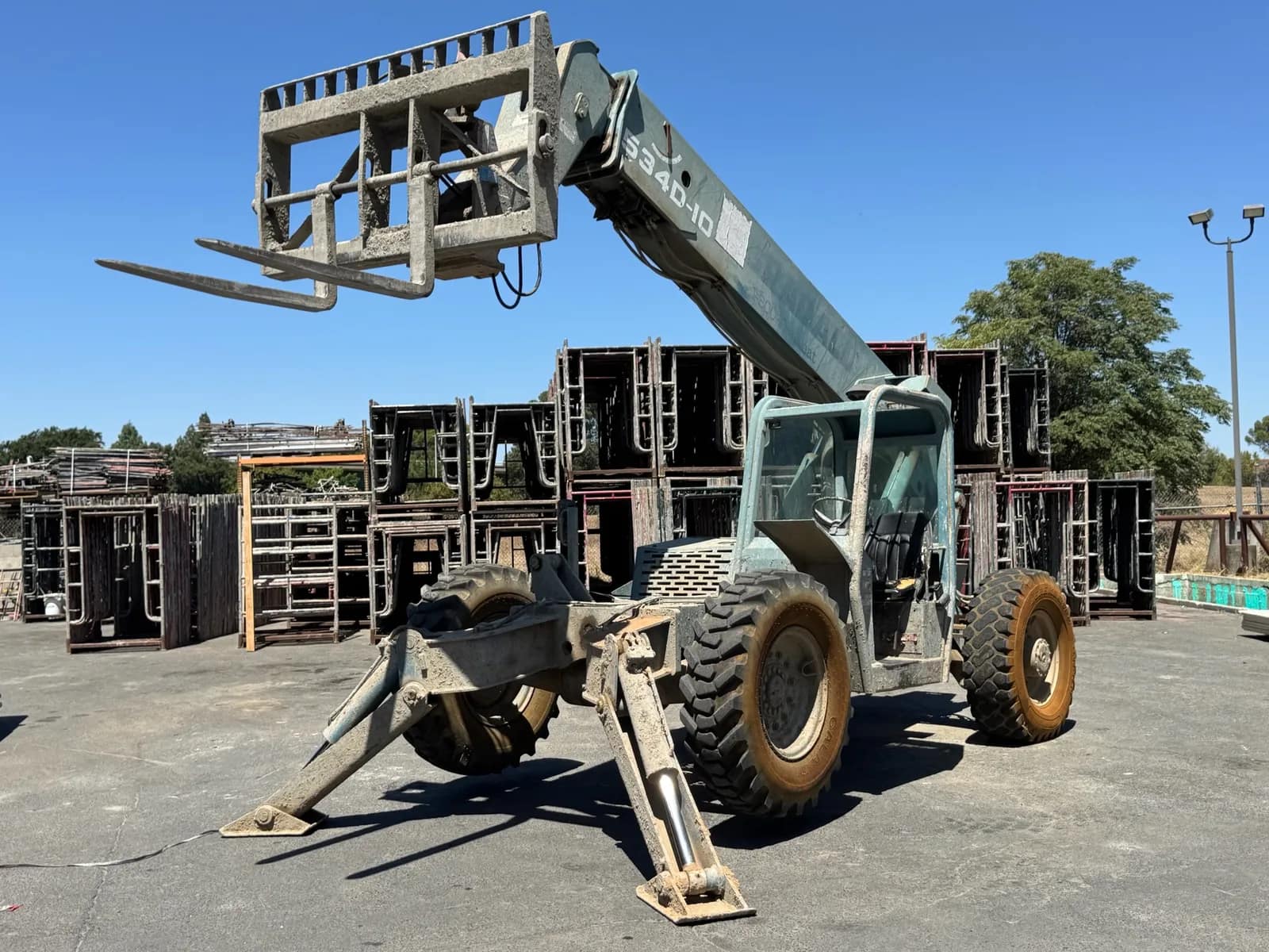 gradall-534d-10-10000lb-45-telehandler-mt3lv0zd