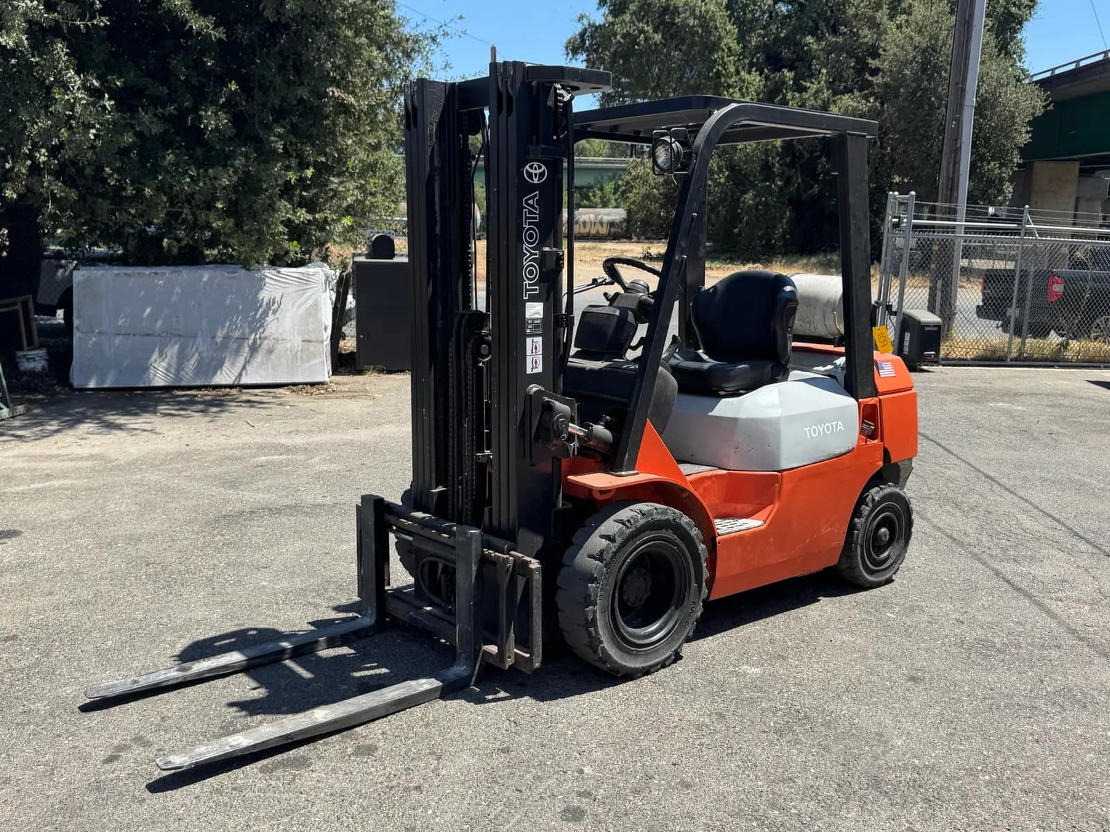 toyota-7fgu25-5000lb-capacity-propane-forklift-mt3mecuh