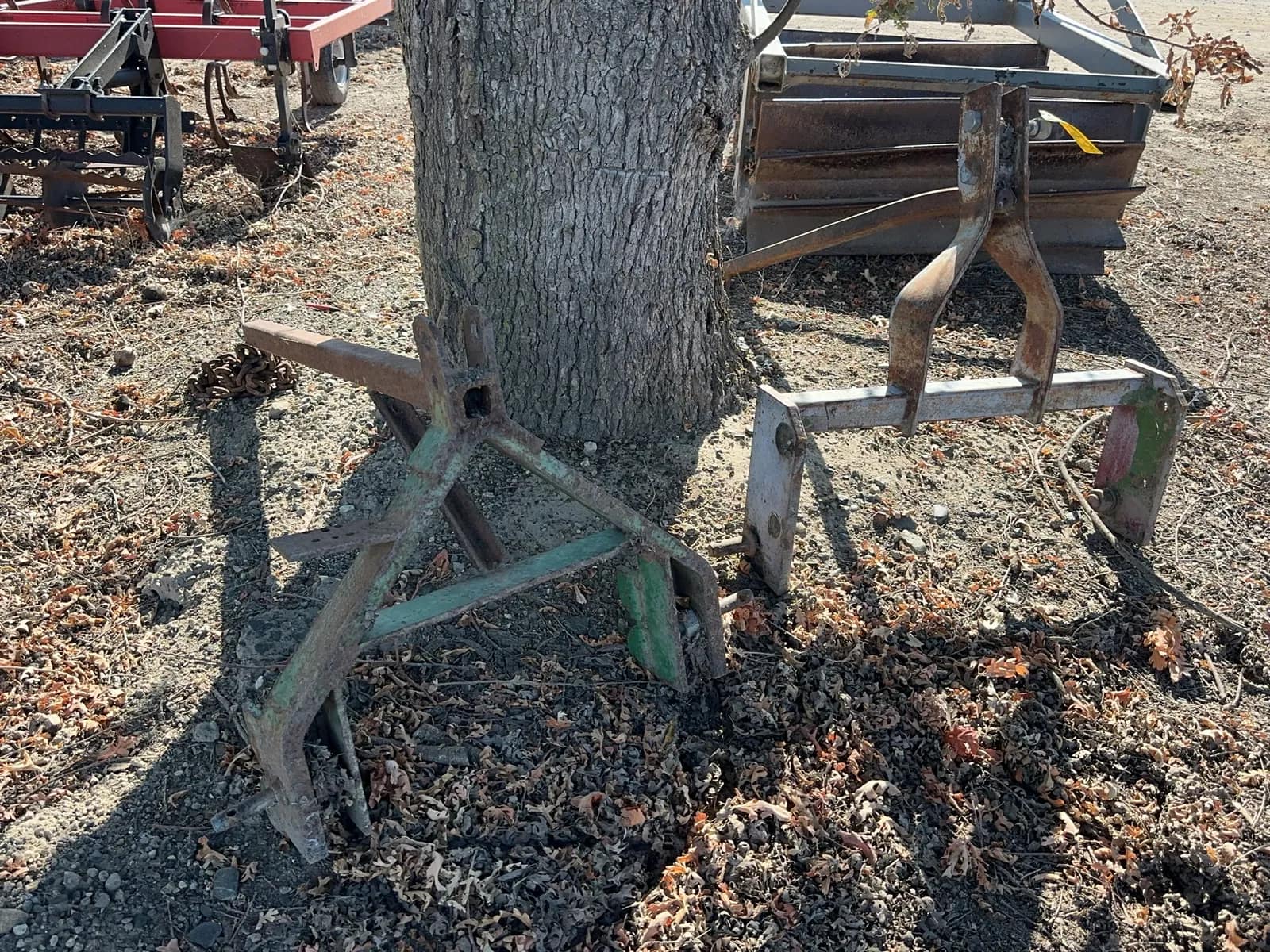 2-3-point-hitch-lifting-arms-4e1aae