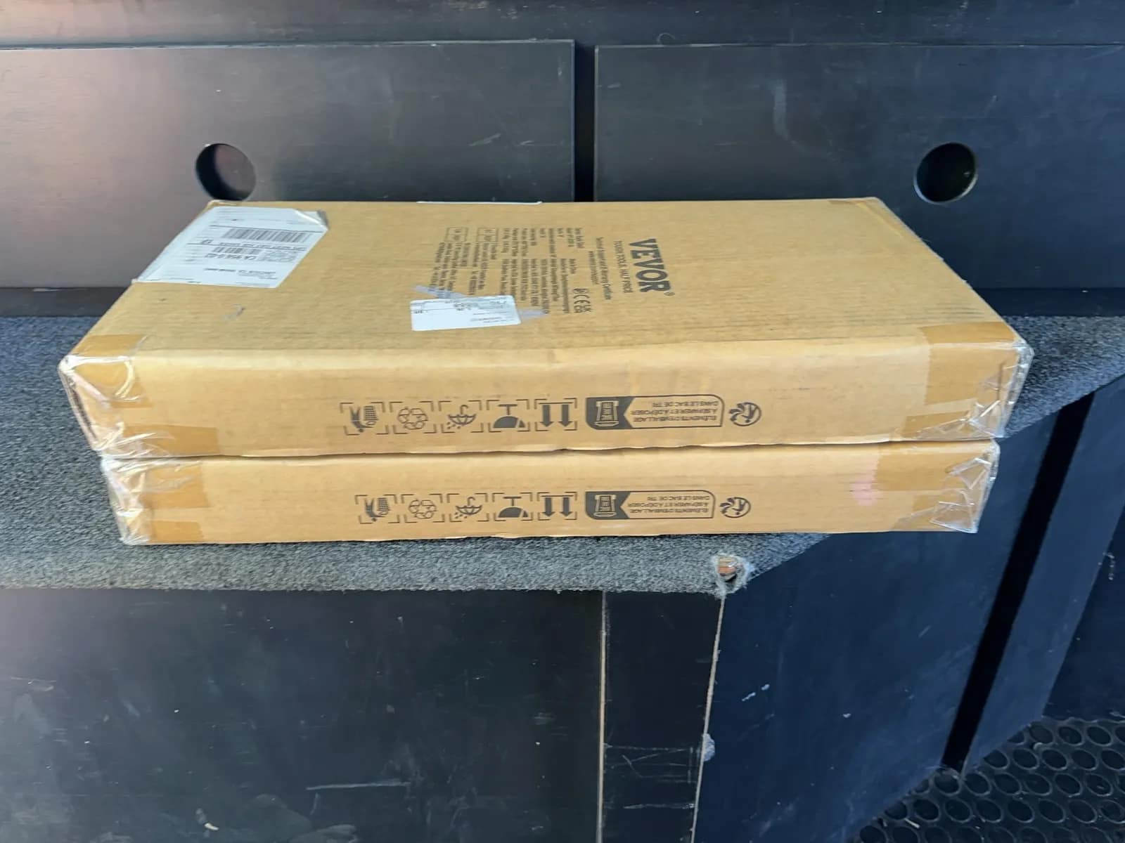 2-vevor-server-rack-shelves-0133ee