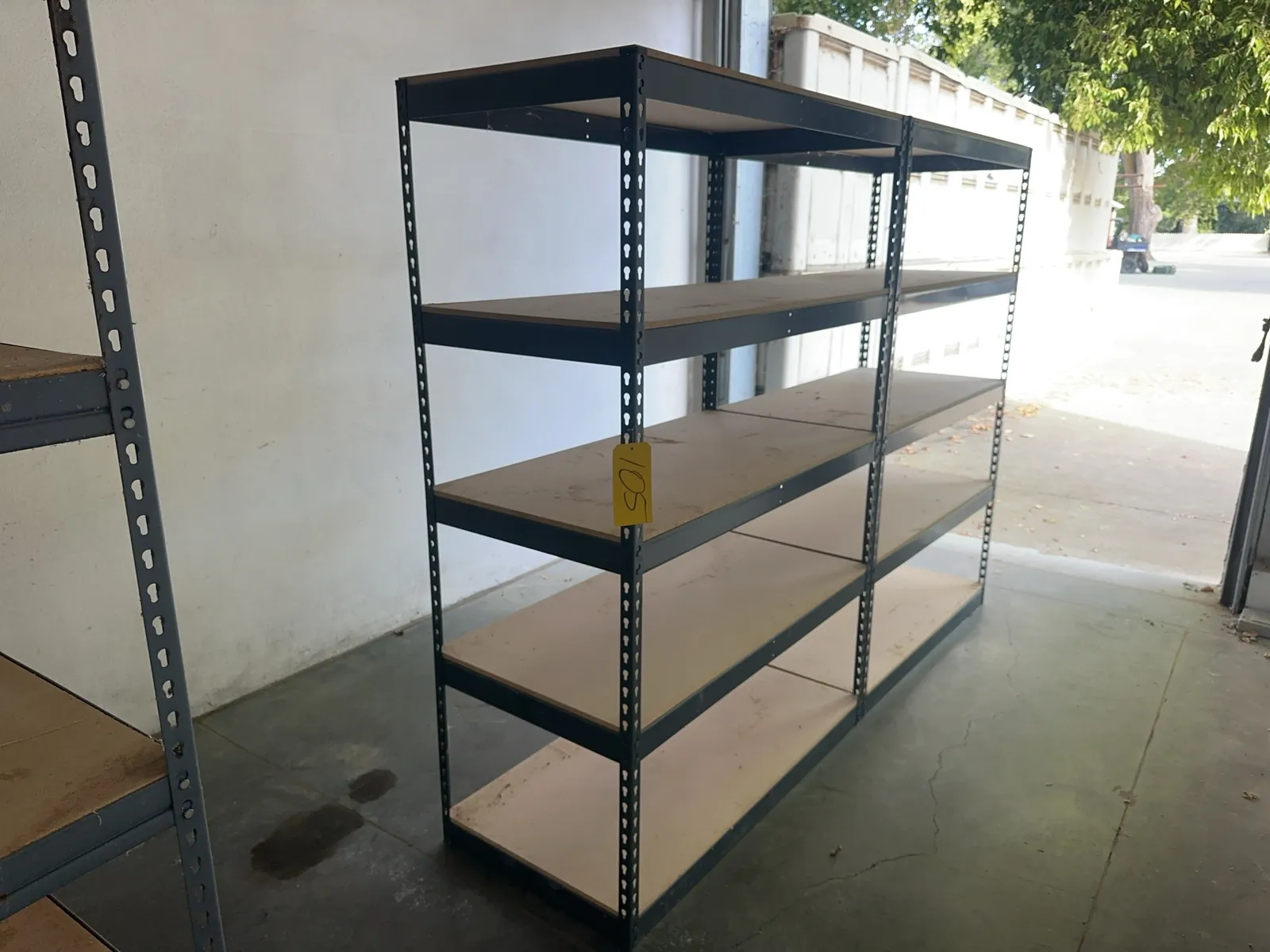 2-adjustable-metal-shelving-units-msybeb4o