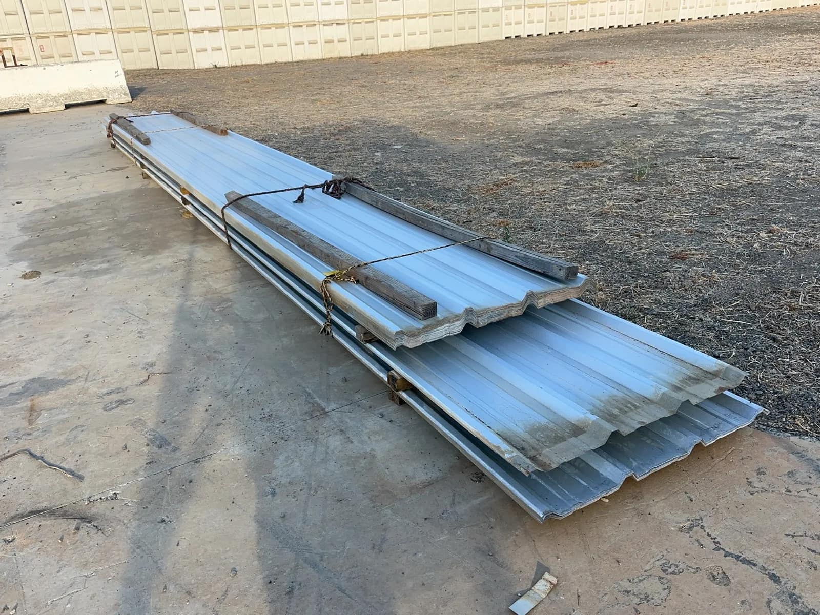 308-and-295-galvanized-roof-panels-mt0p0m91