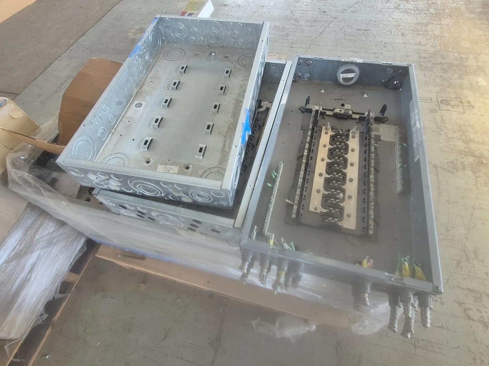 18-load-center-double-100-amp-66df86