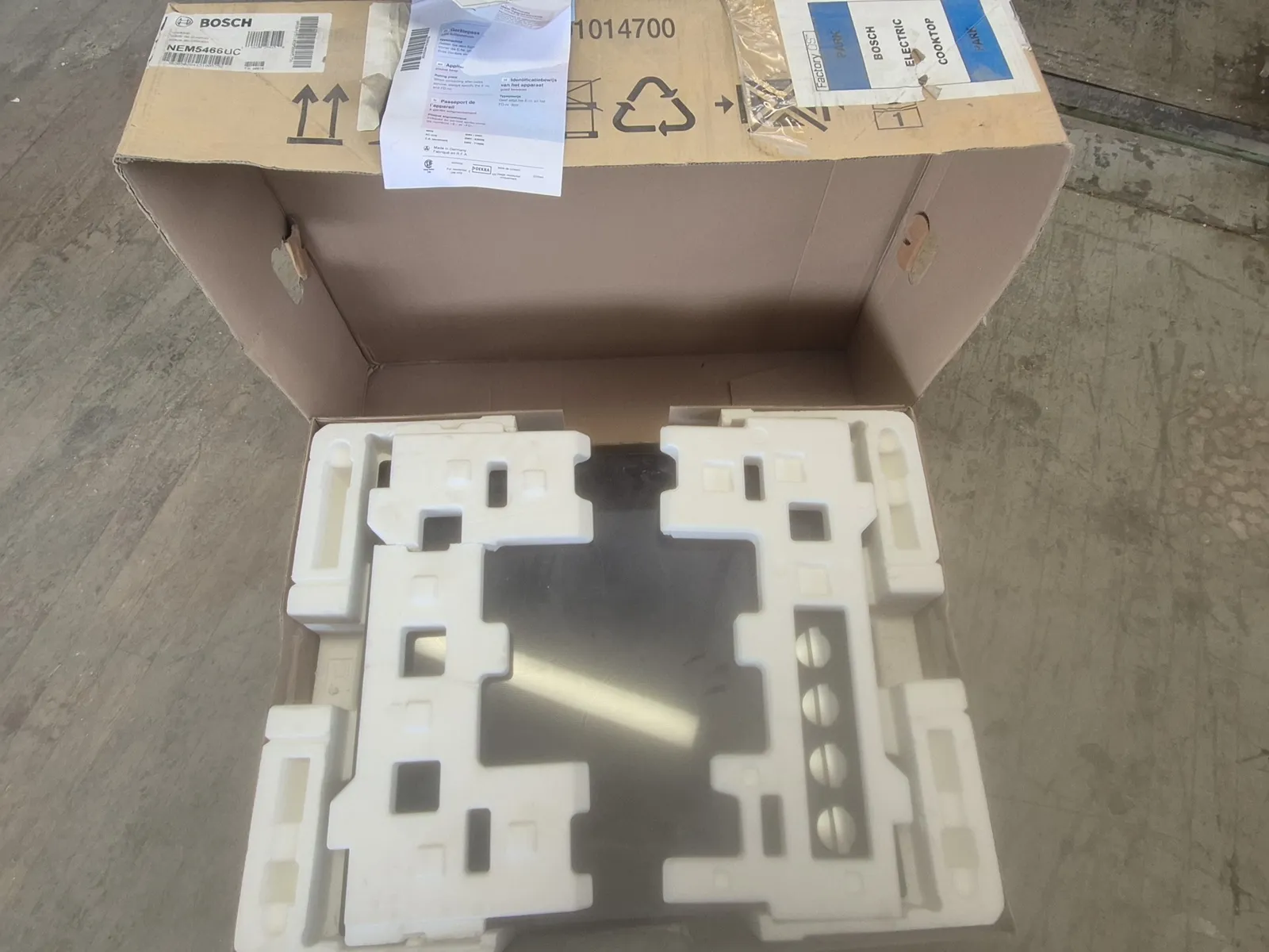 1-bosch-cooktop-60hz-208v240v-652-1787158708902-mt0c5h9i