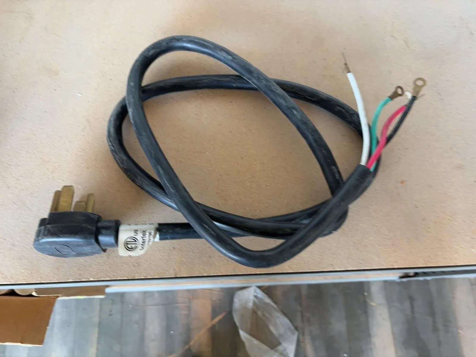 approximately-6-dryer-cables-b369cf