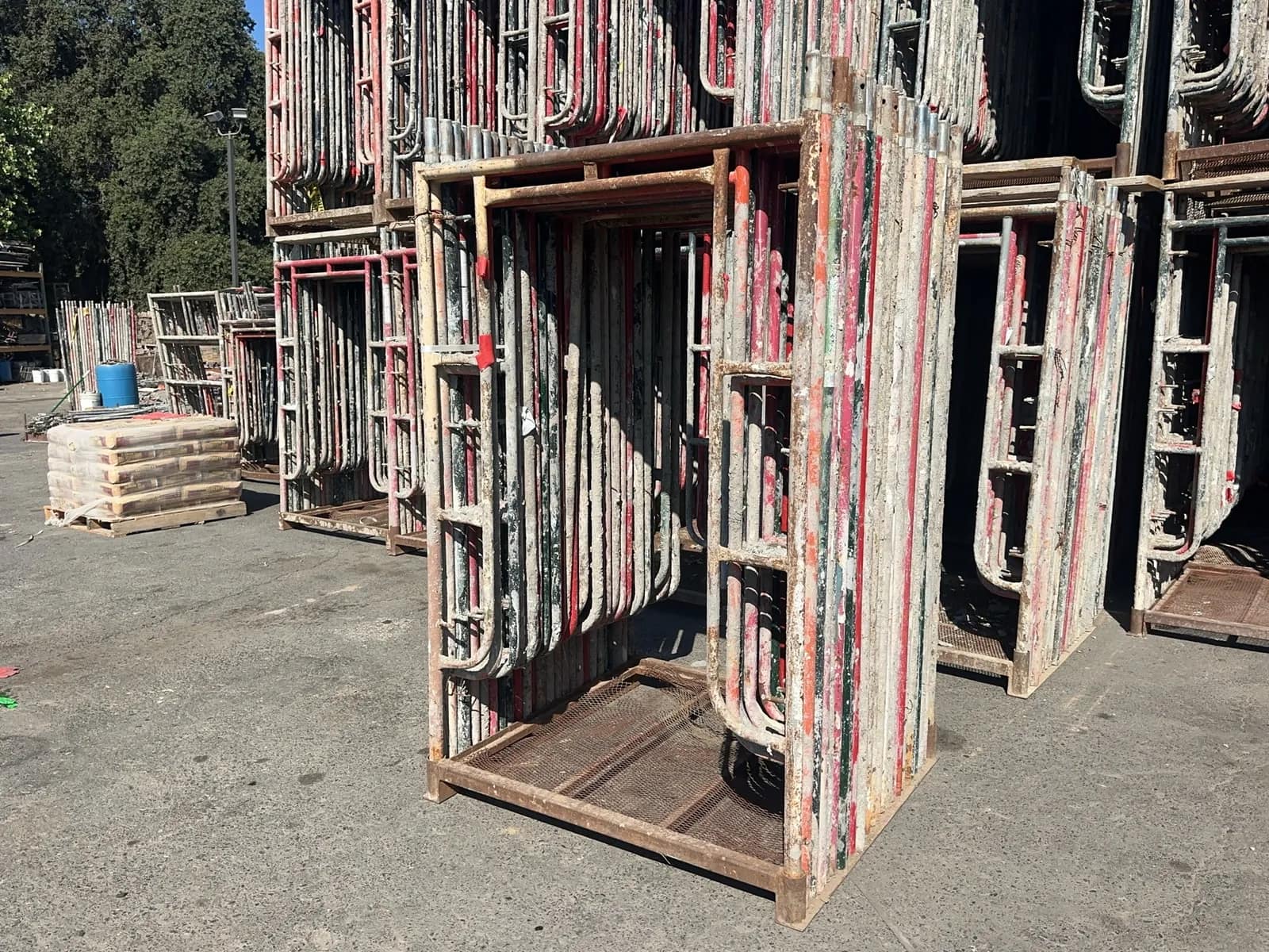 25-6x4-steel-scaffolding-frames-0557-1787255153051-mt1xkm1n