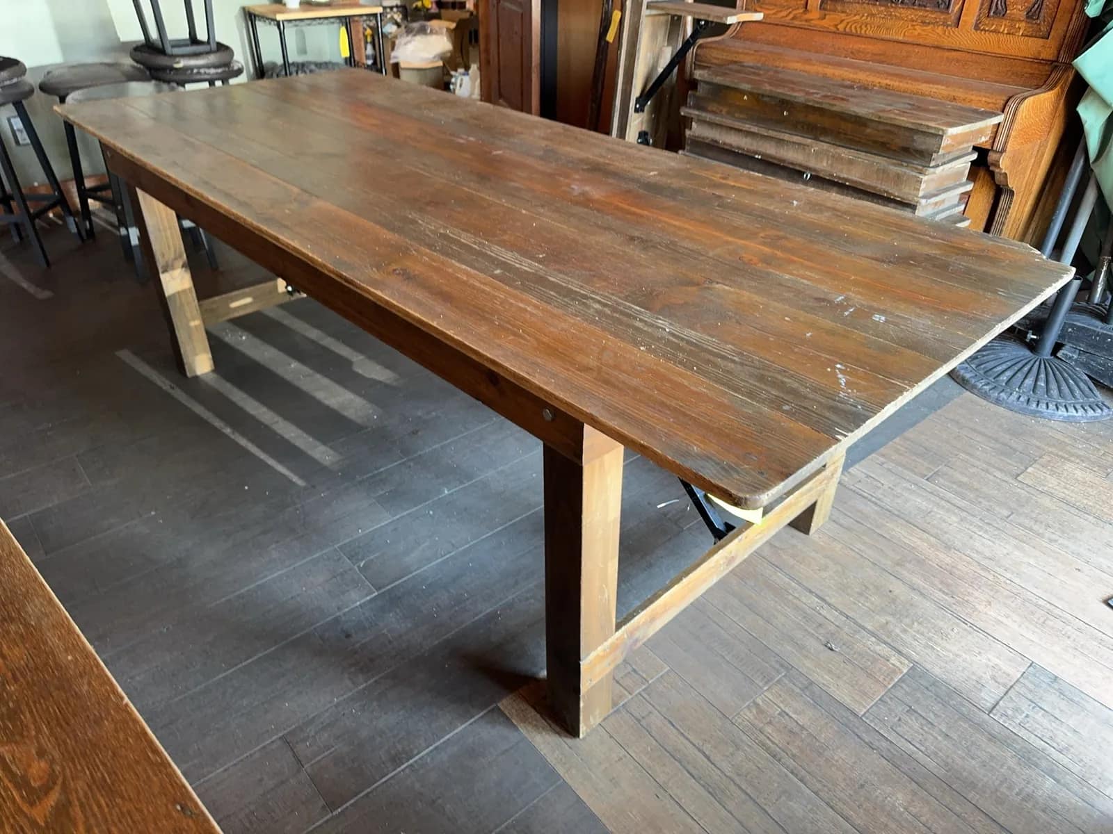 8-wood-folding-table-mtnh46rs