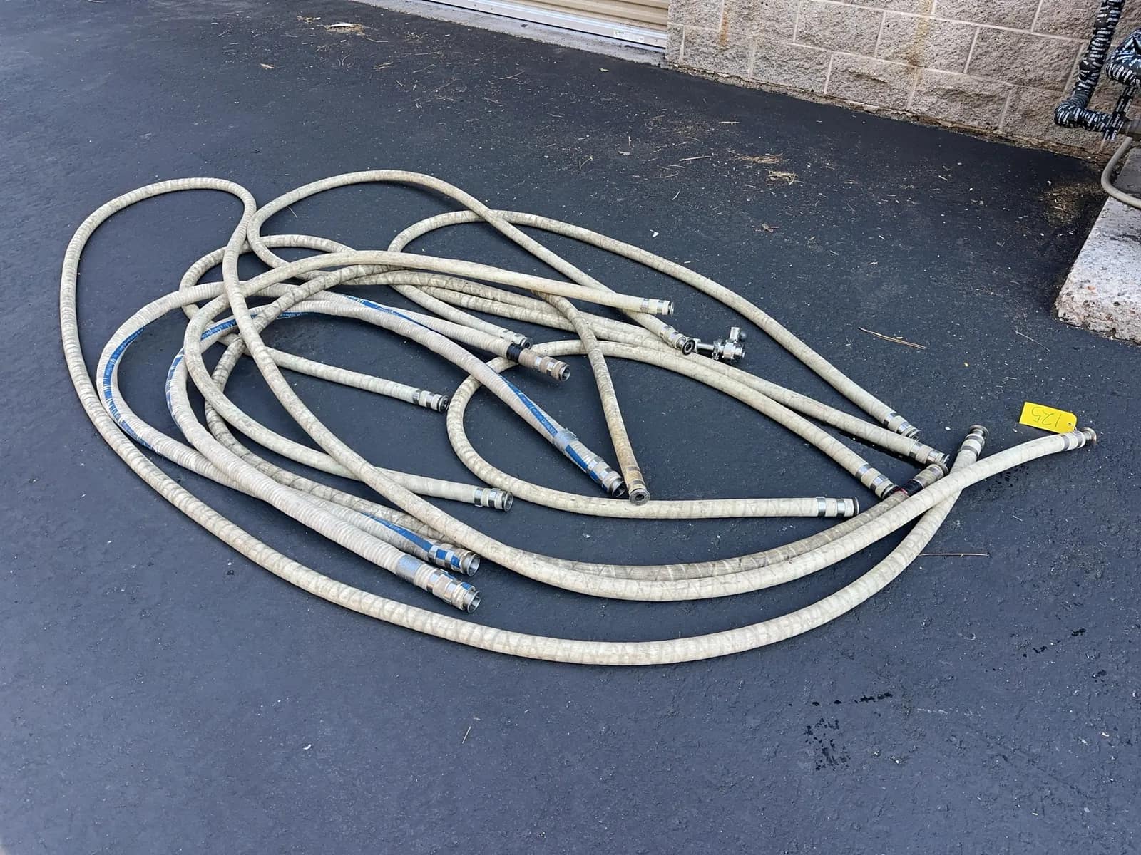 9-lengths-of-brewery-hoses-76dfed