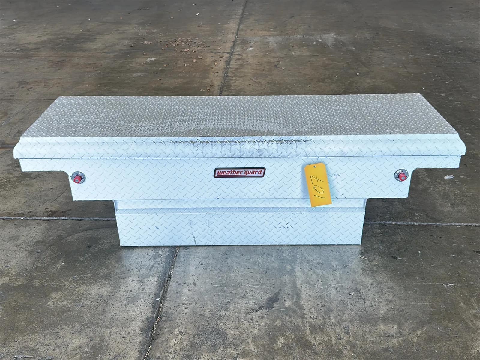 weather-guard-truck-bed-tool-box-mu1v3dz9