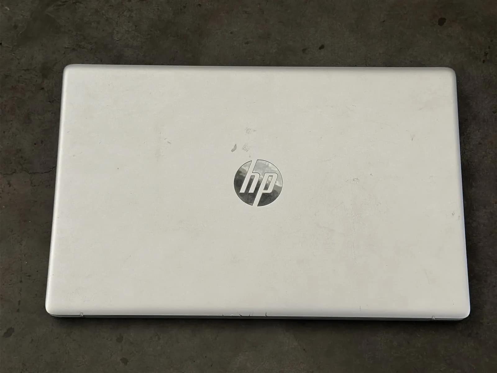 hp-laptop-8e9052