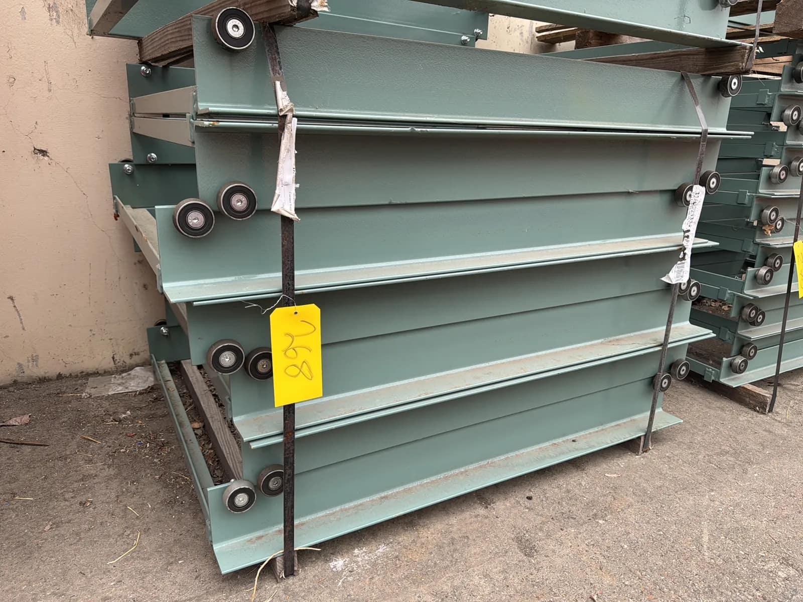 pallet-racking-retractable-shelving-system-b53155