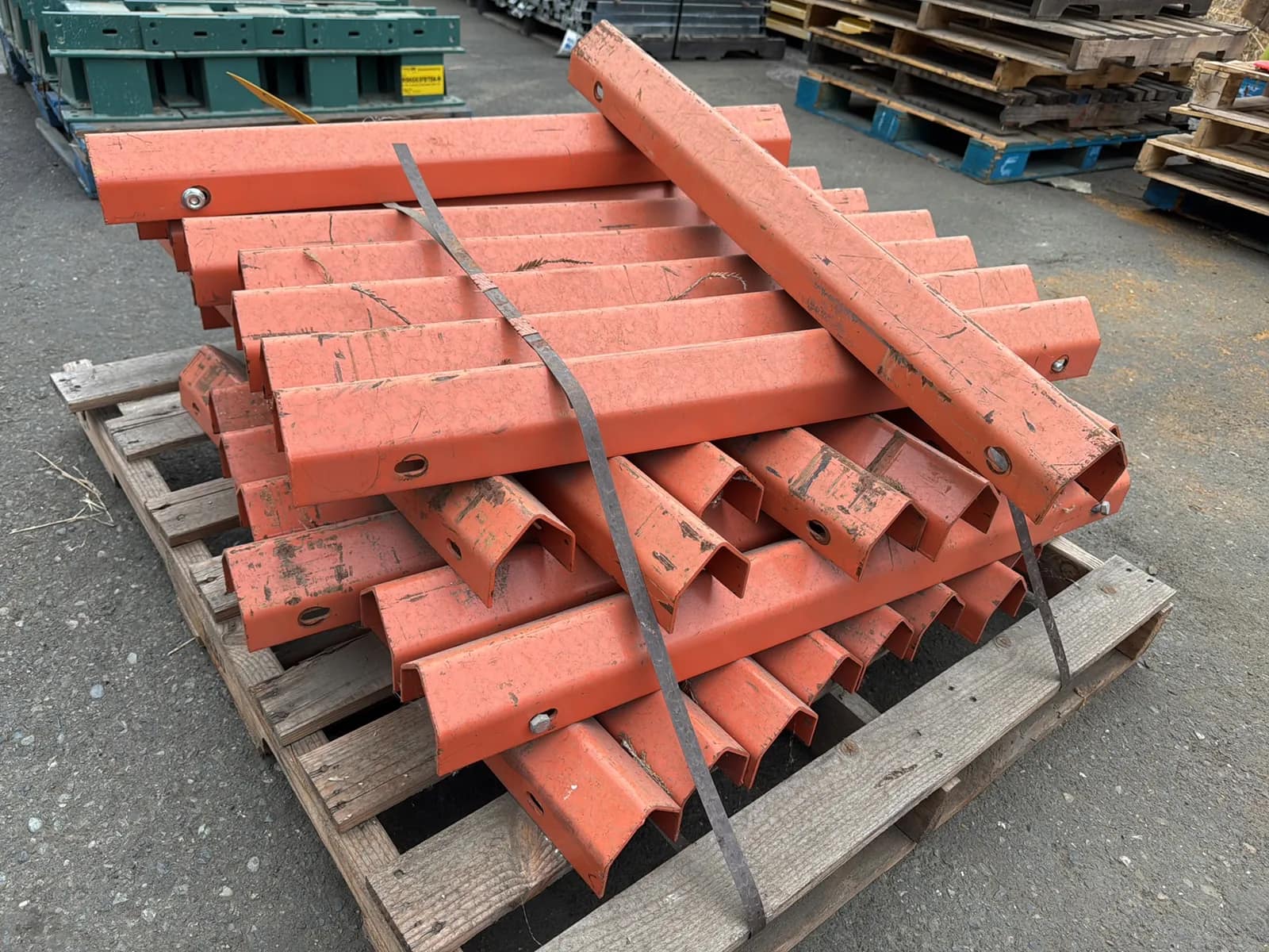 Pallet of 36” Column Guards, Side Bolt, photo 4 of 5