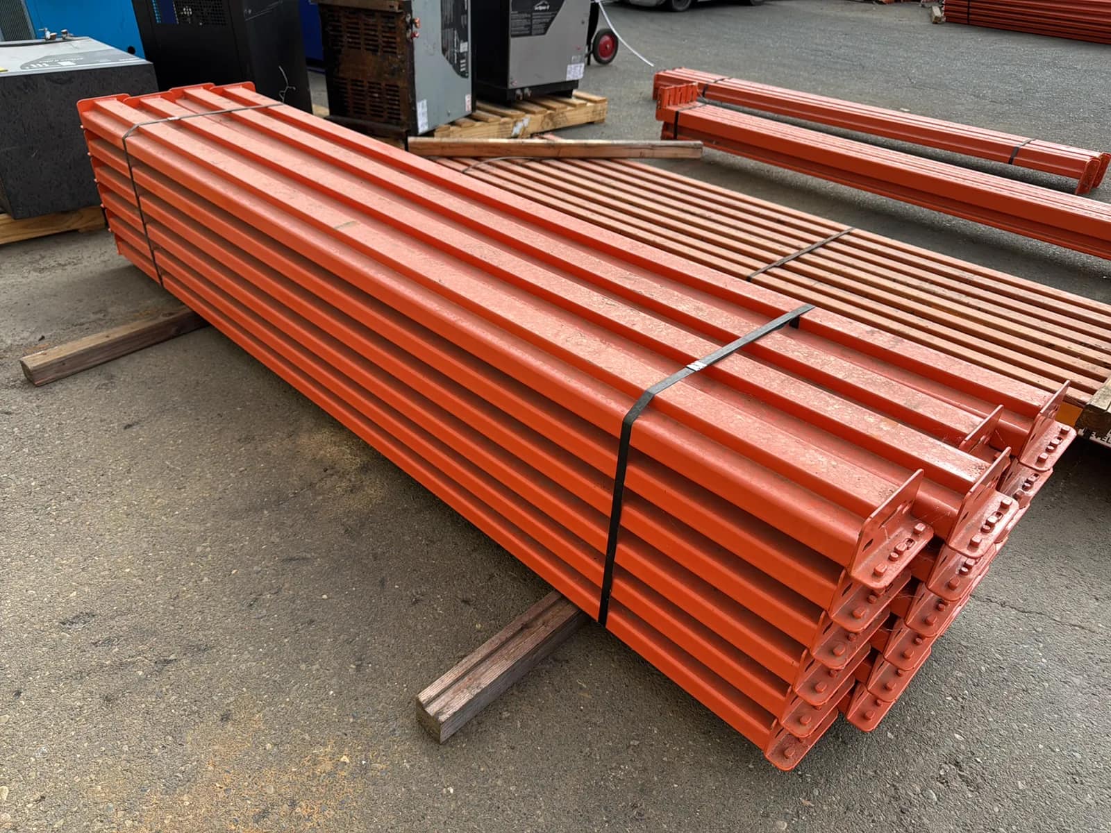 (24) 96” Pallet Racking Crossmembers, photo 5 of 5