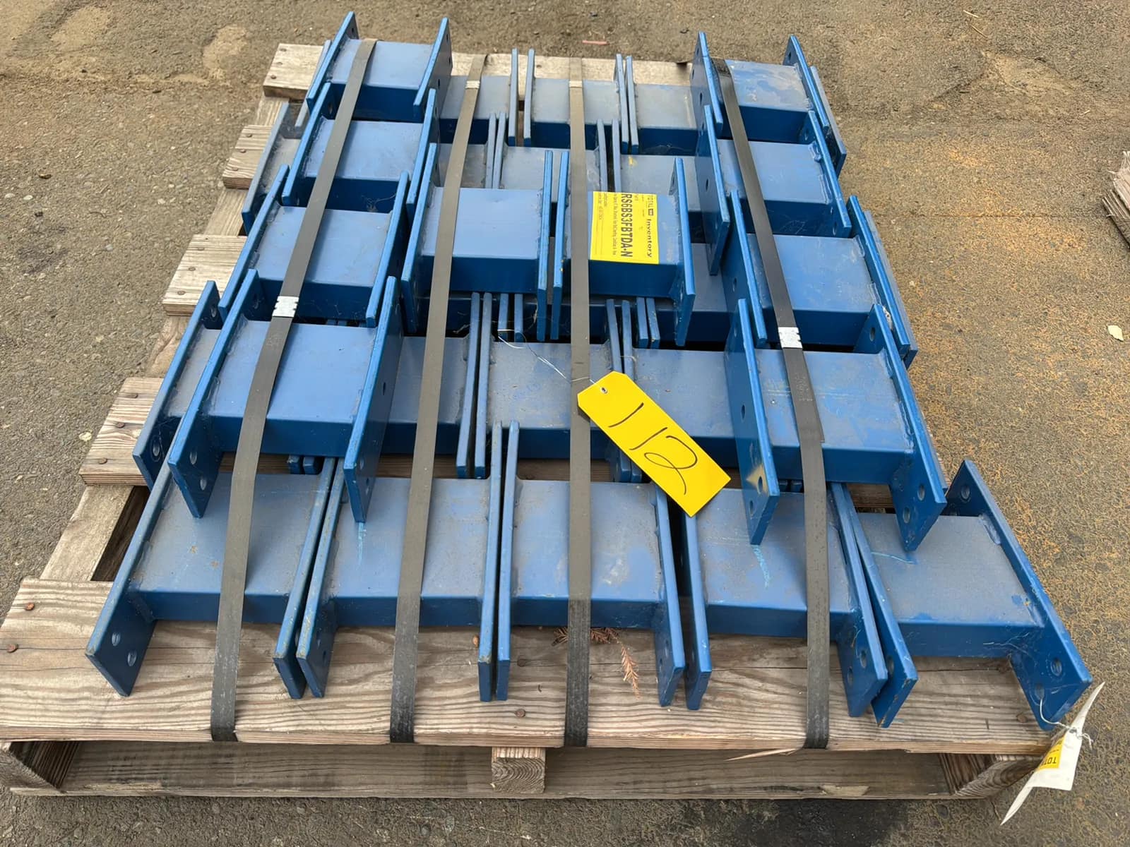 Pallet of 6” Teardrop Row Spacers, photo 2 of 5