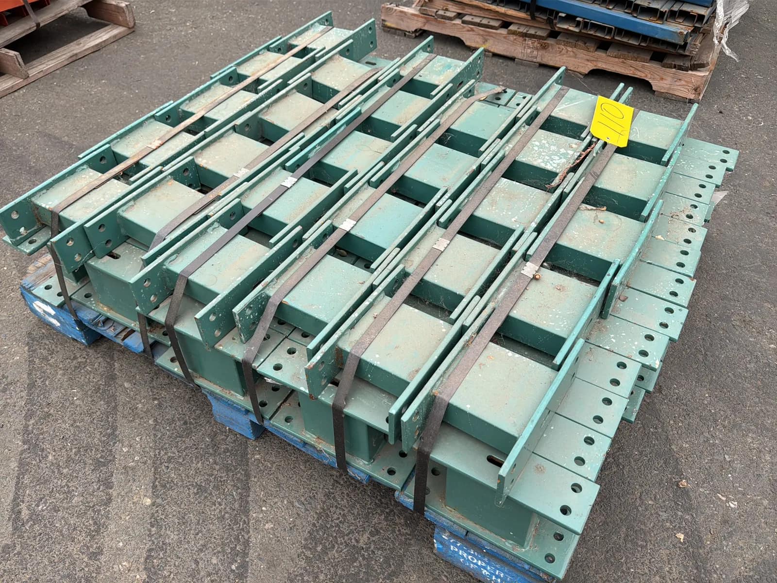 Pallet of 6” Row Spacers, photo 5 of 5