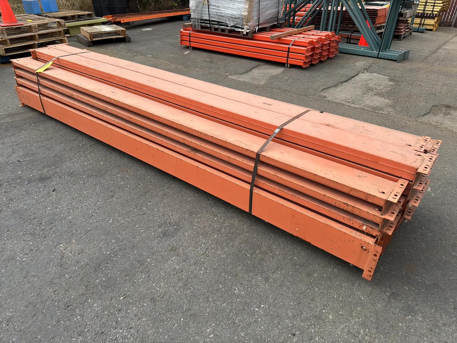 (24) 136” Pallet Racking Crossmembers, photo 2 of 5