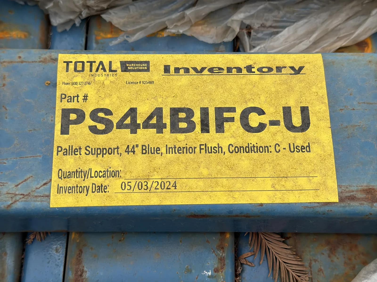 Pallet of 44” Pallet Supports, photo 3 of 5