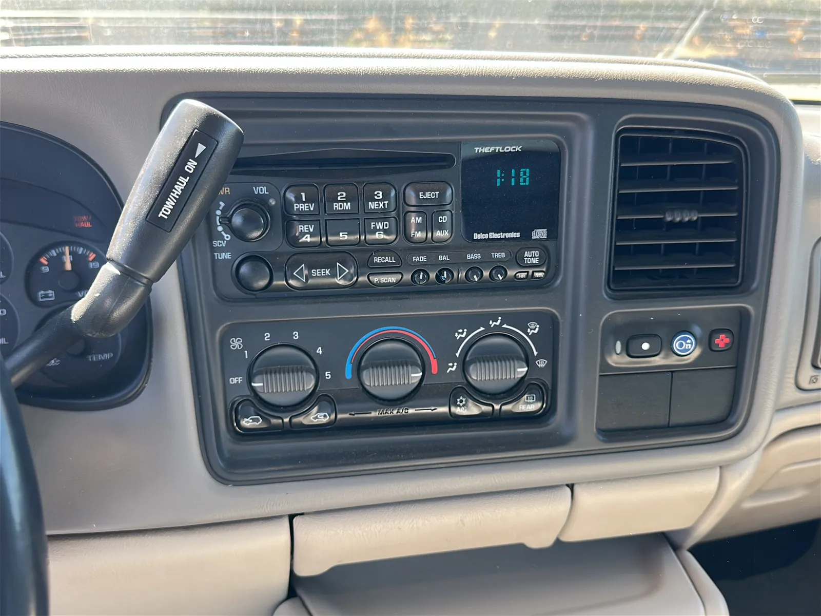 2001 Chevy Z71 Suburban, photo 36 of 69