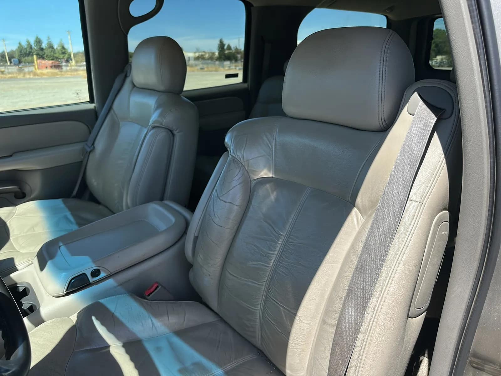 2001 Chevy Z71 Suburban, photo 33 of 69