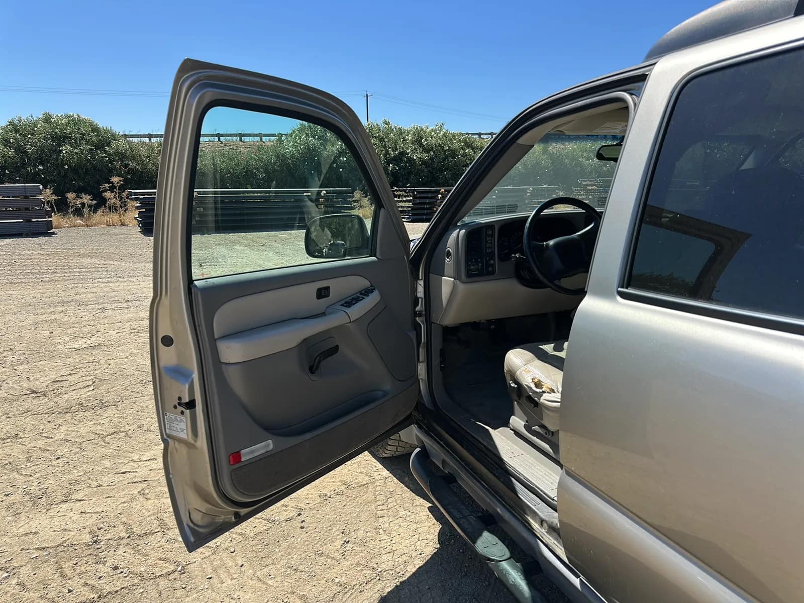 2001 Chevy Z71 Suburban, photo 28 of 69