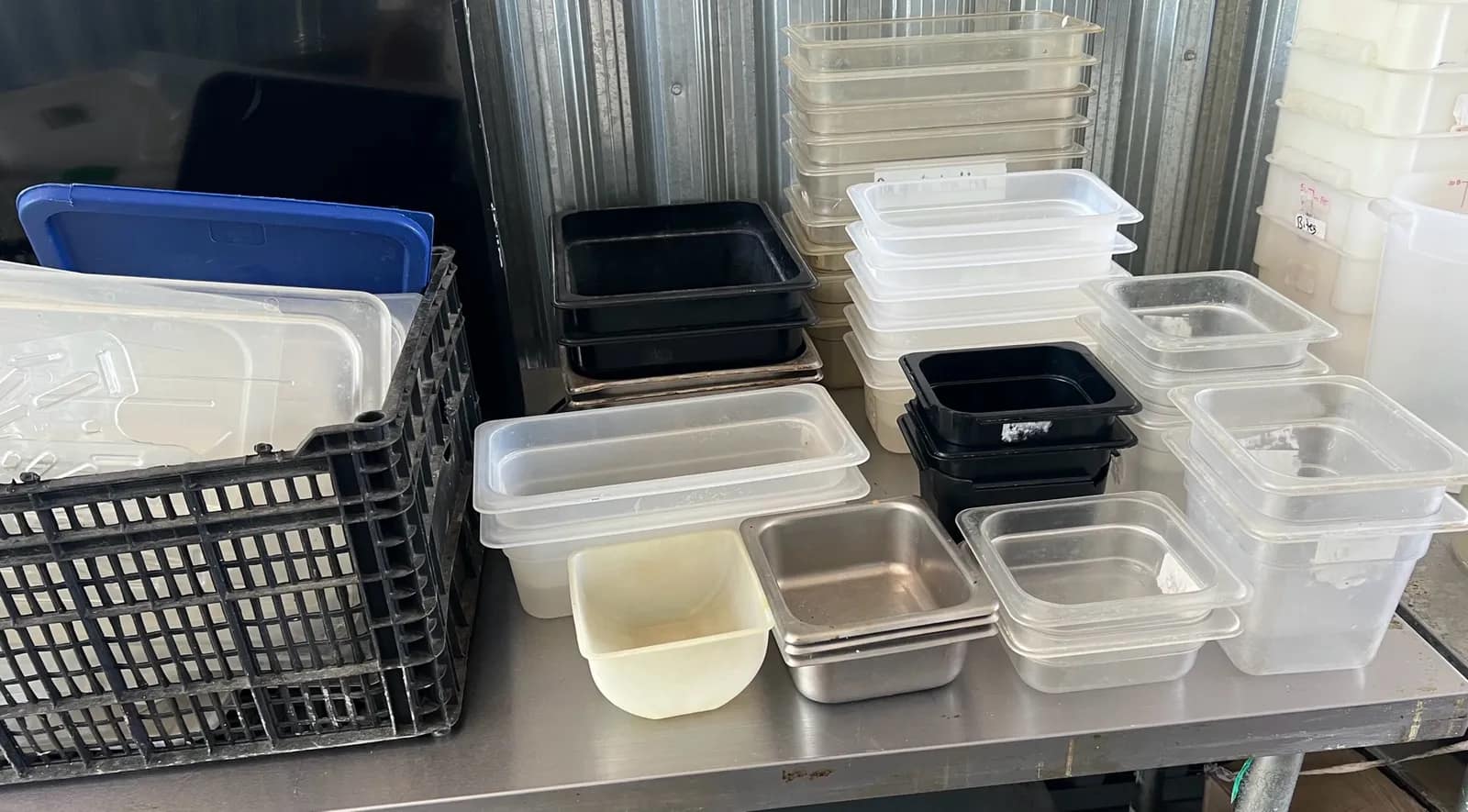 assorted-plastic-storage-containers-and-bins-mtxd85f5