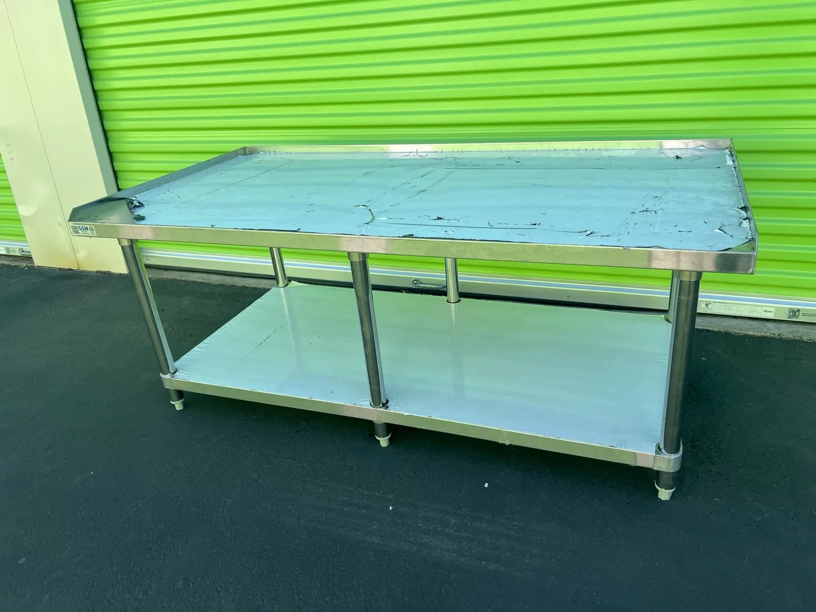 stainless-steel-equipment-table-1fc0de