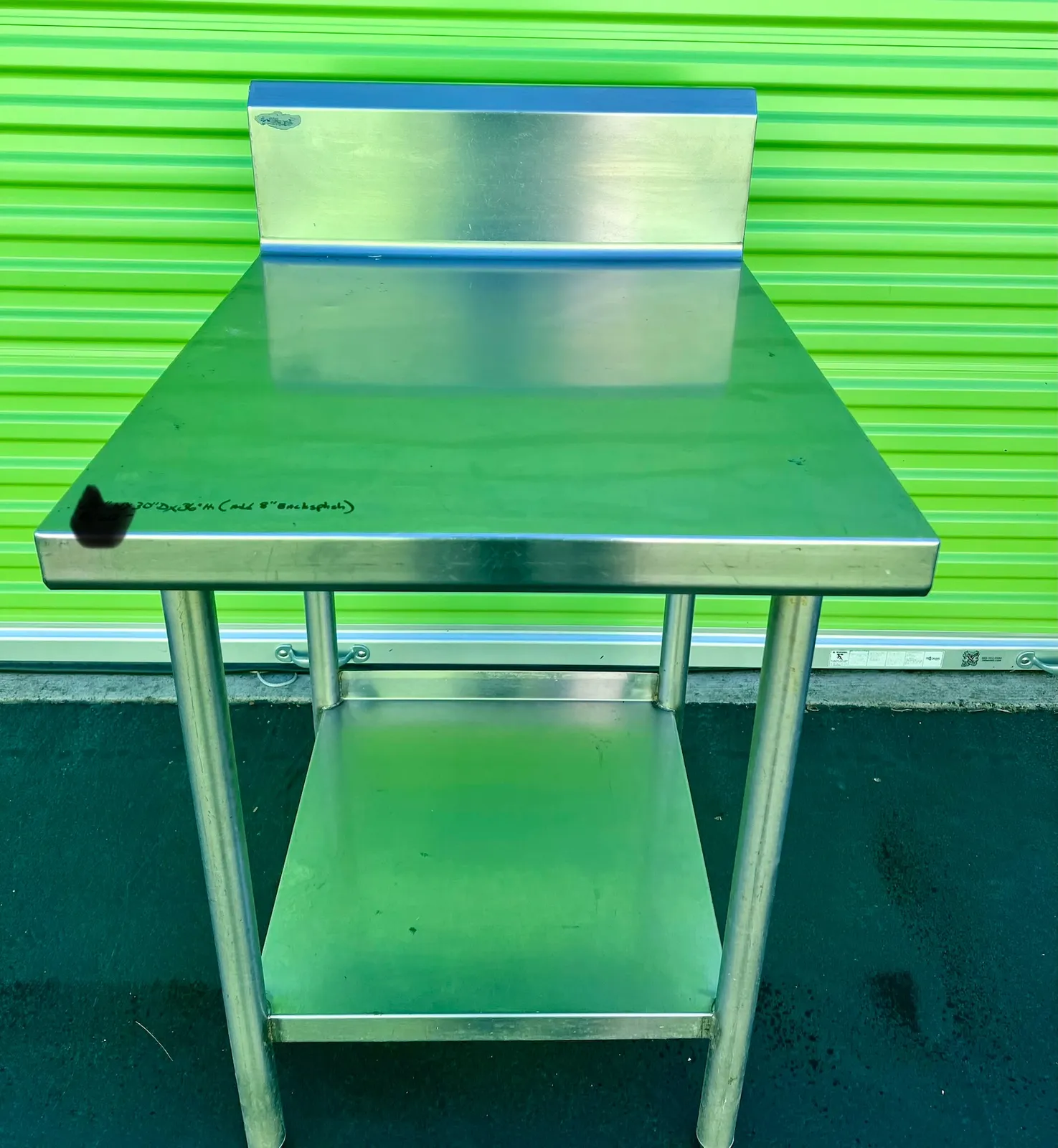 stainless-steel-high-profile-equipment-work-table-08df79