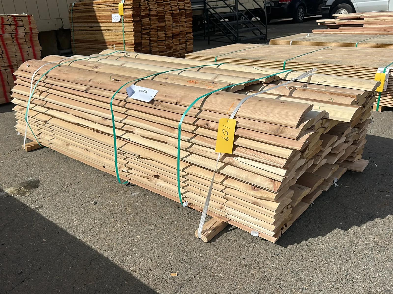 quantity-of-26-6-and-70-8-log-cabin-siding-panels-2x8-mu1ozljp