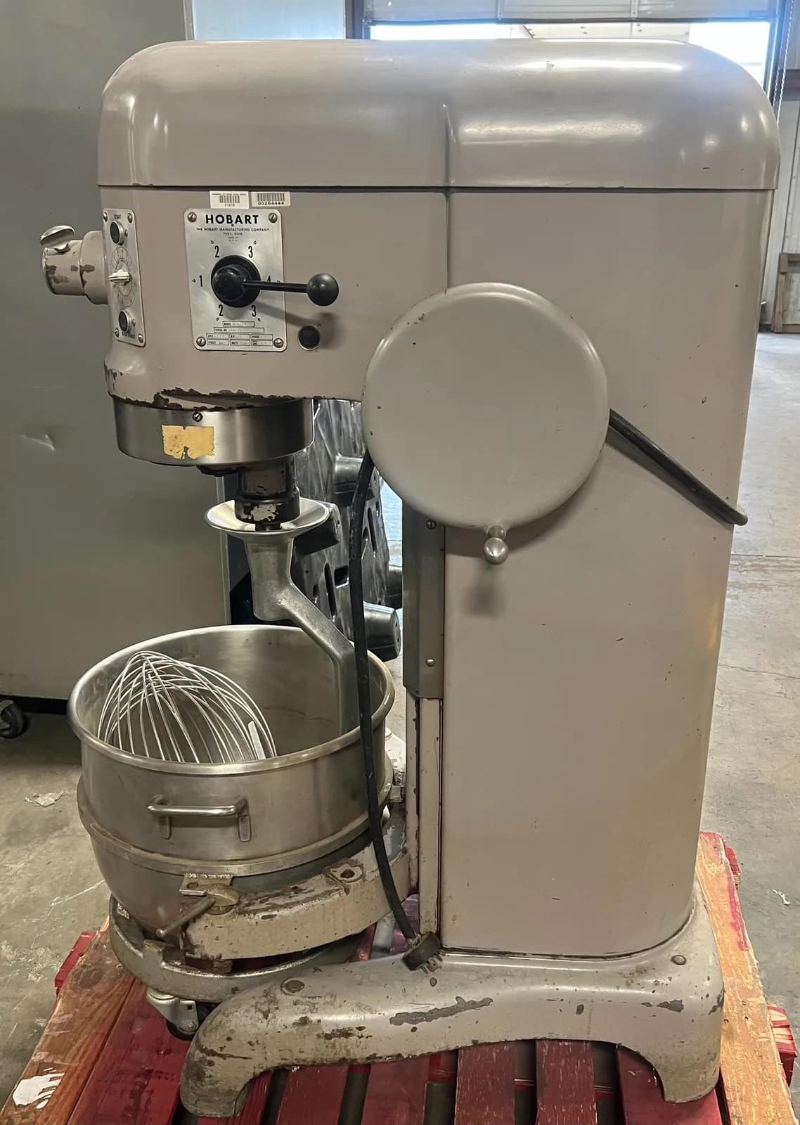 hobart-60-qt-commercial-stand-mixer-with-bowl-and-attachments-6bad2a