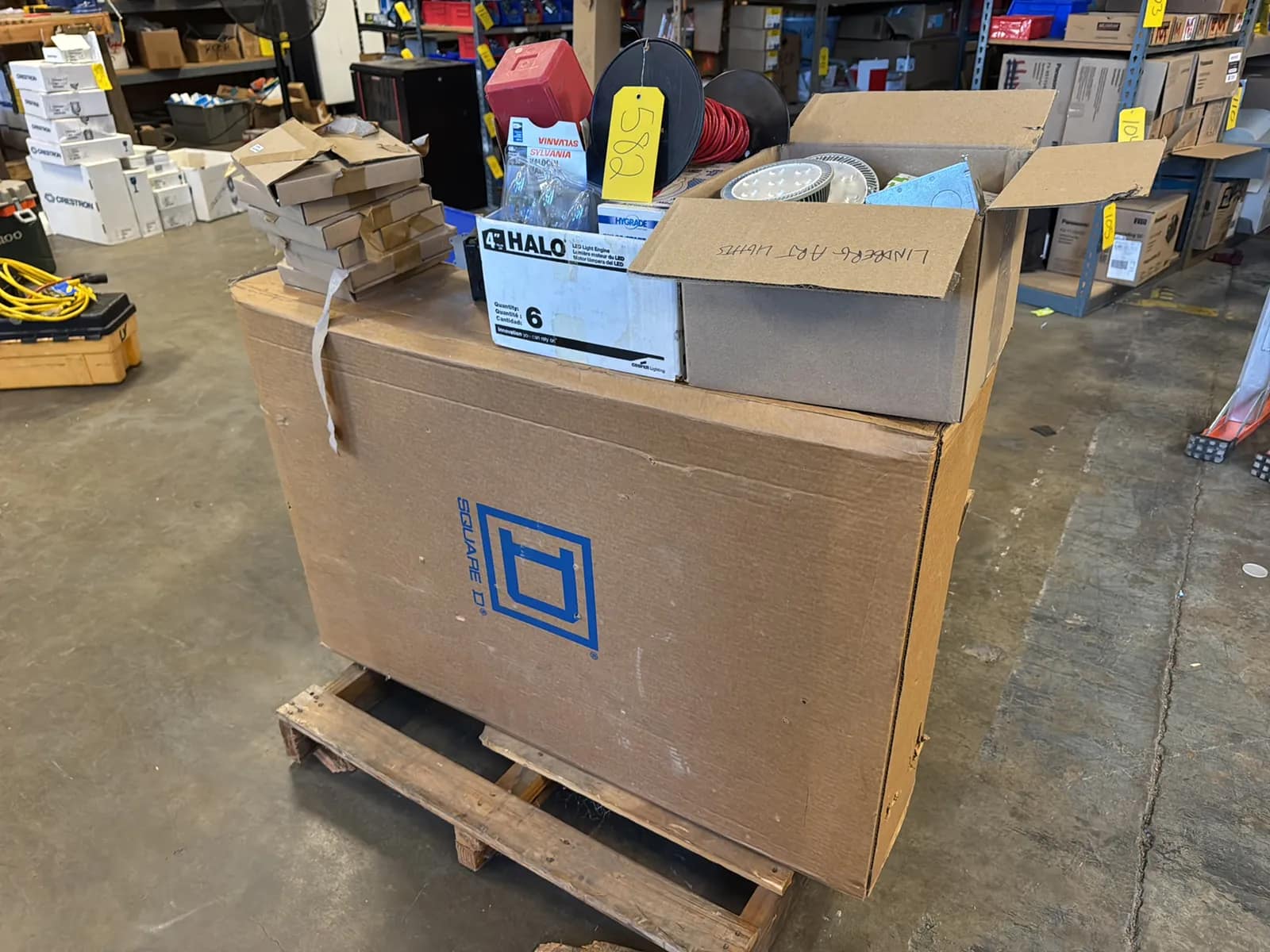 contents-of-pallet-leds-square-d-box-and-halo-led-lights-0a0da9