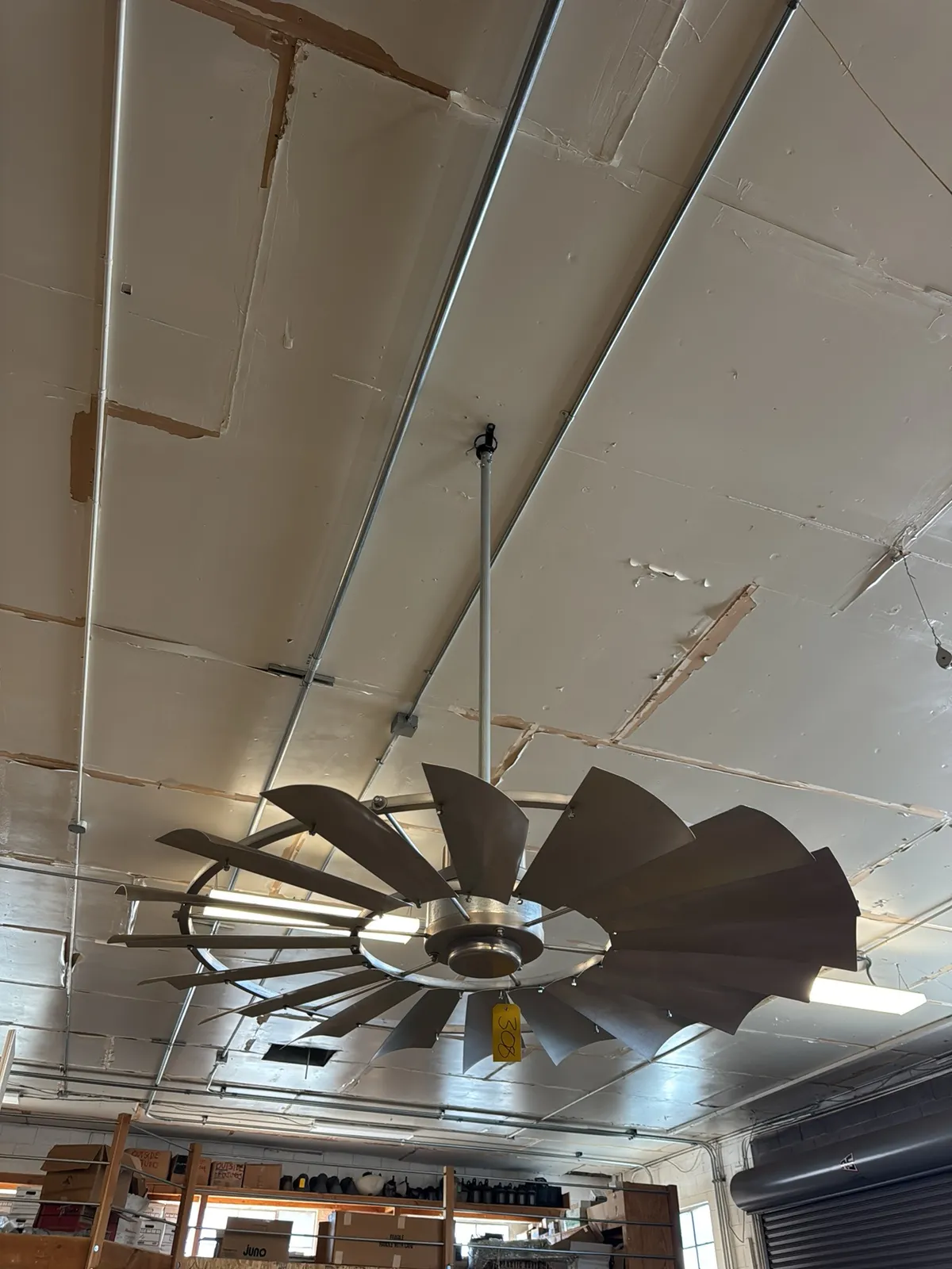 fan-f98470