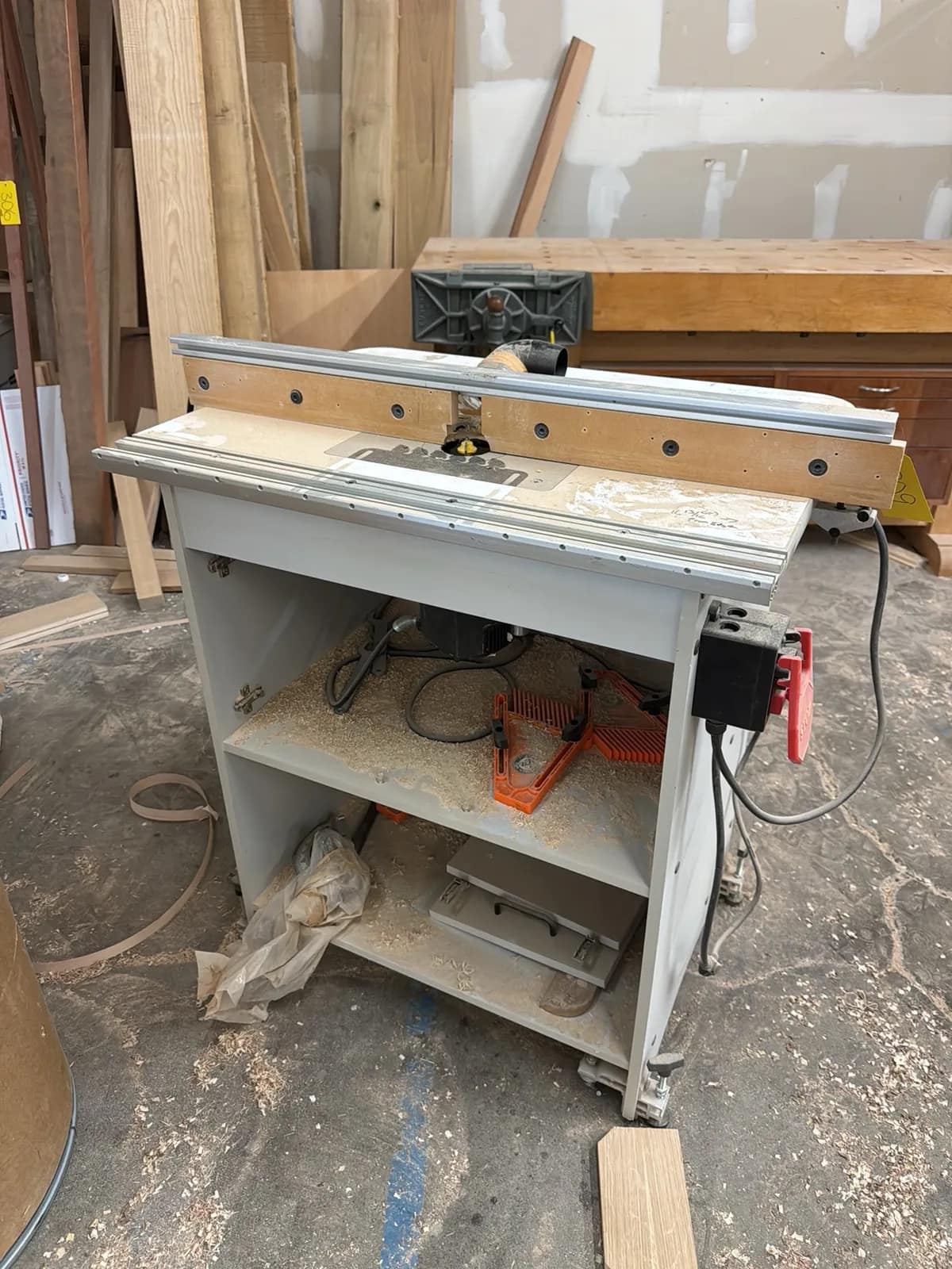 router-table-39aba0