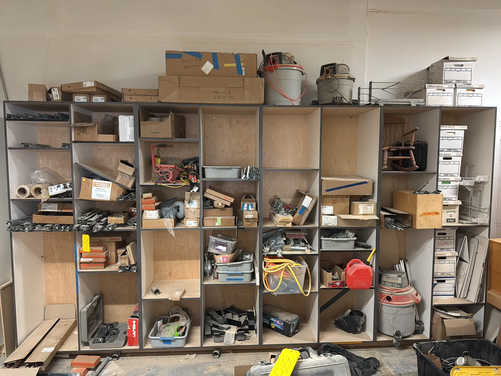 cabinet-with-contents-cabinetry-hardware-woodworking-supply-vacuums-and-more-fb2b62