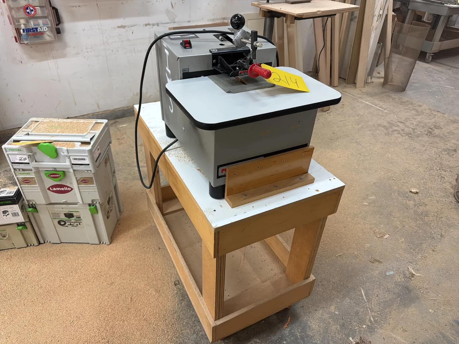 porter-cable-production-pocket-cutter-with-custom-cart-mug16alu