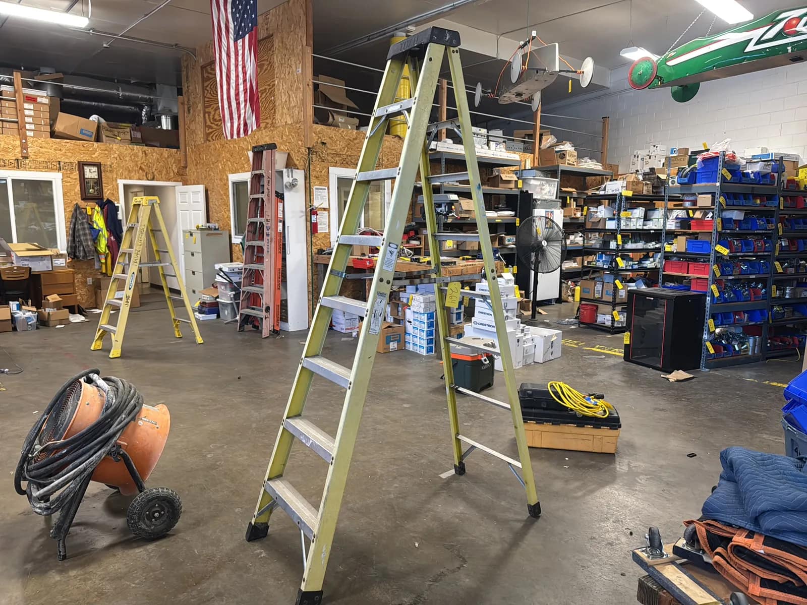 titan-8-folding-ladder-bd04c3
