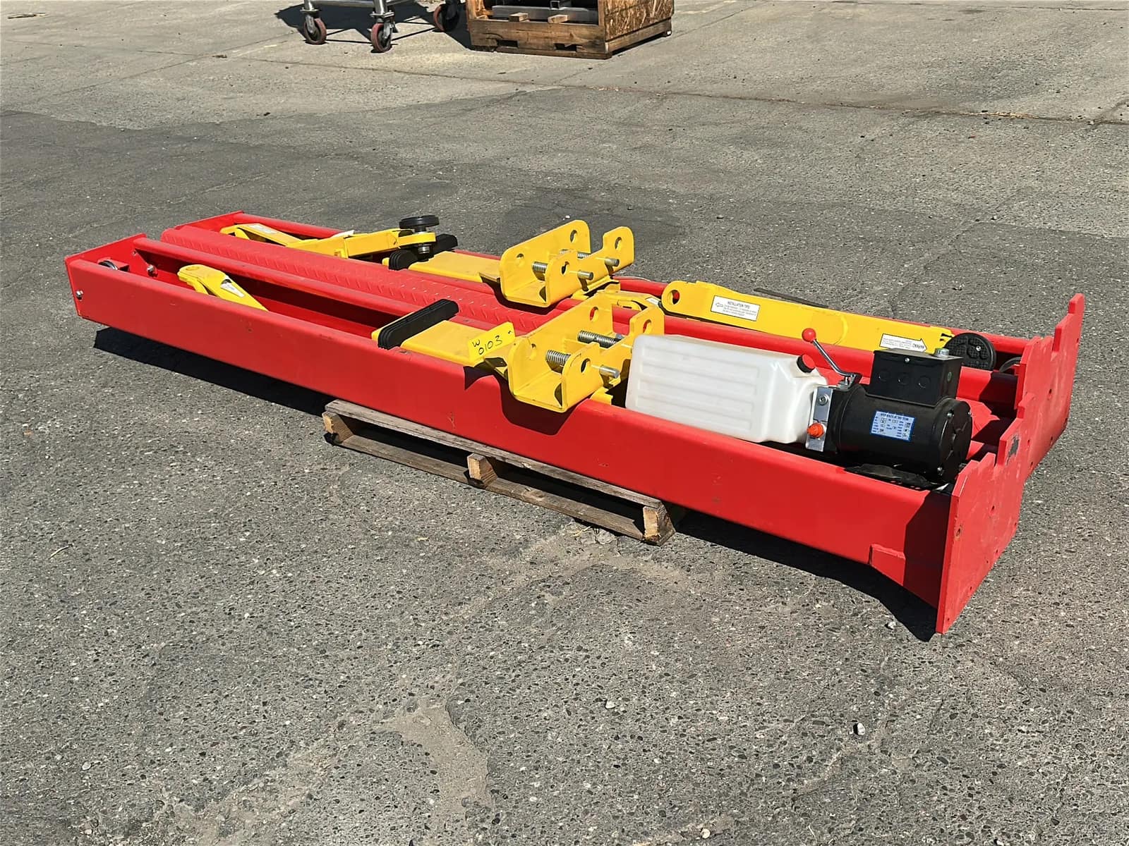 10000lb-capacity-two-post-car-lift-unused-mu6e54ss