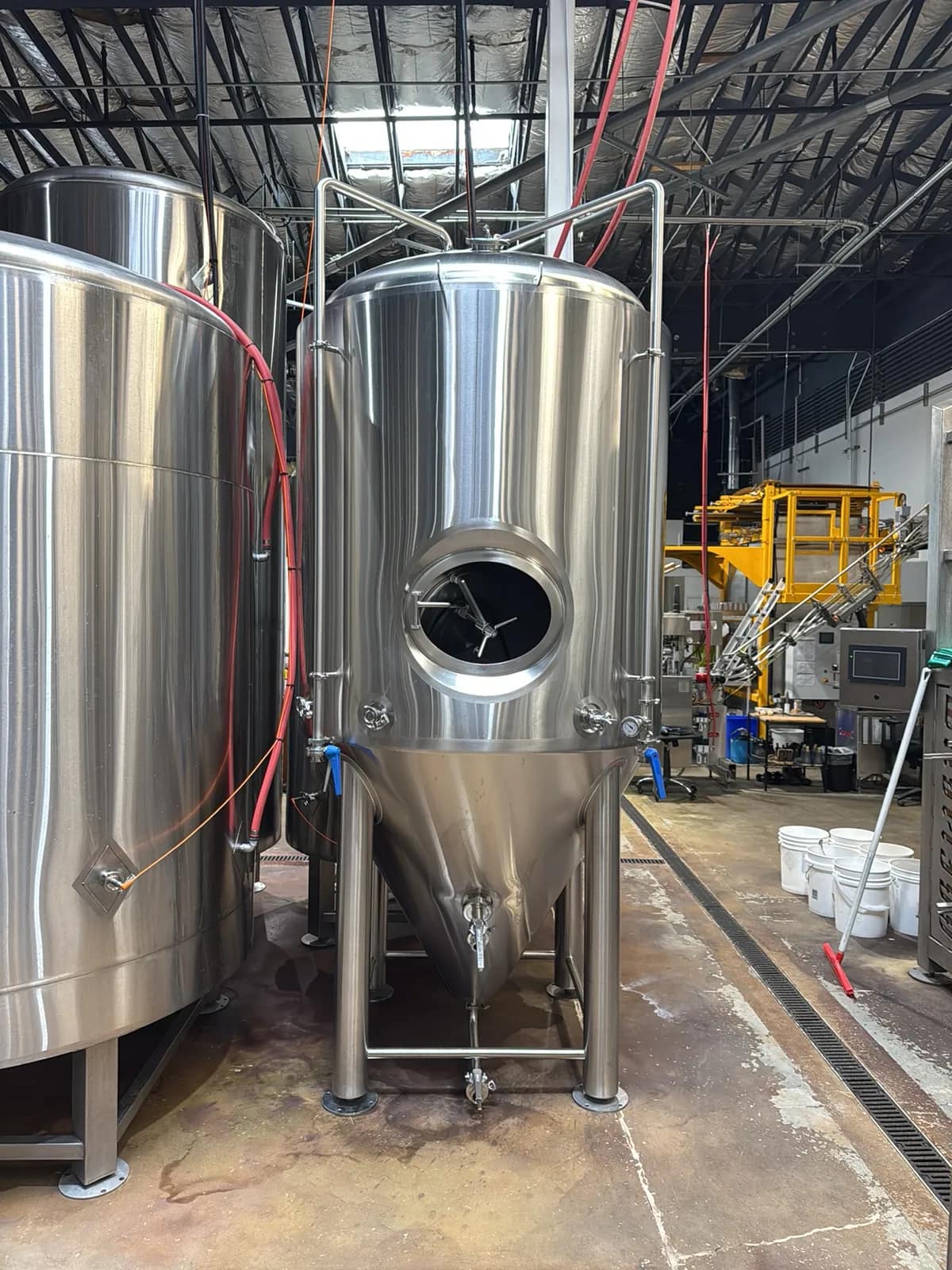 20-bbl-stainless-steel-jacketed-fermentation-tank-mugh603n