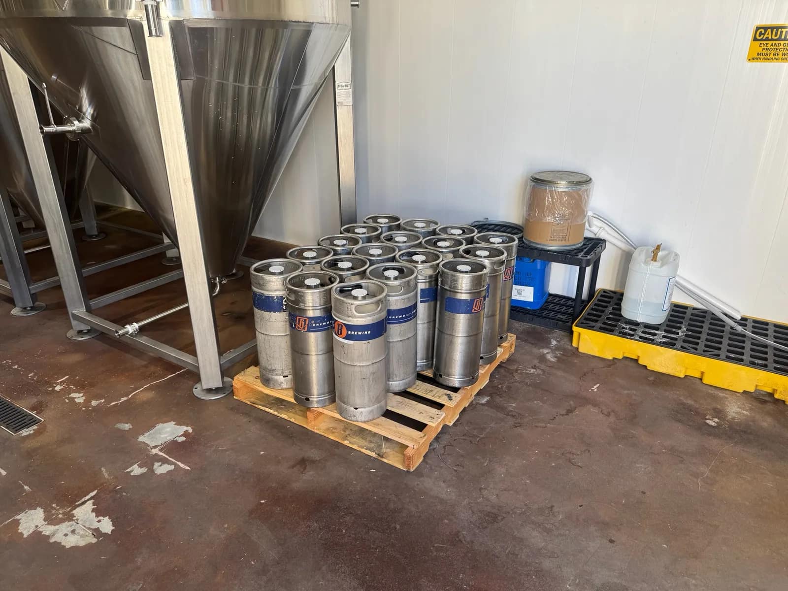 18-brewbilt-sixtel-kegs-mugfeqwf