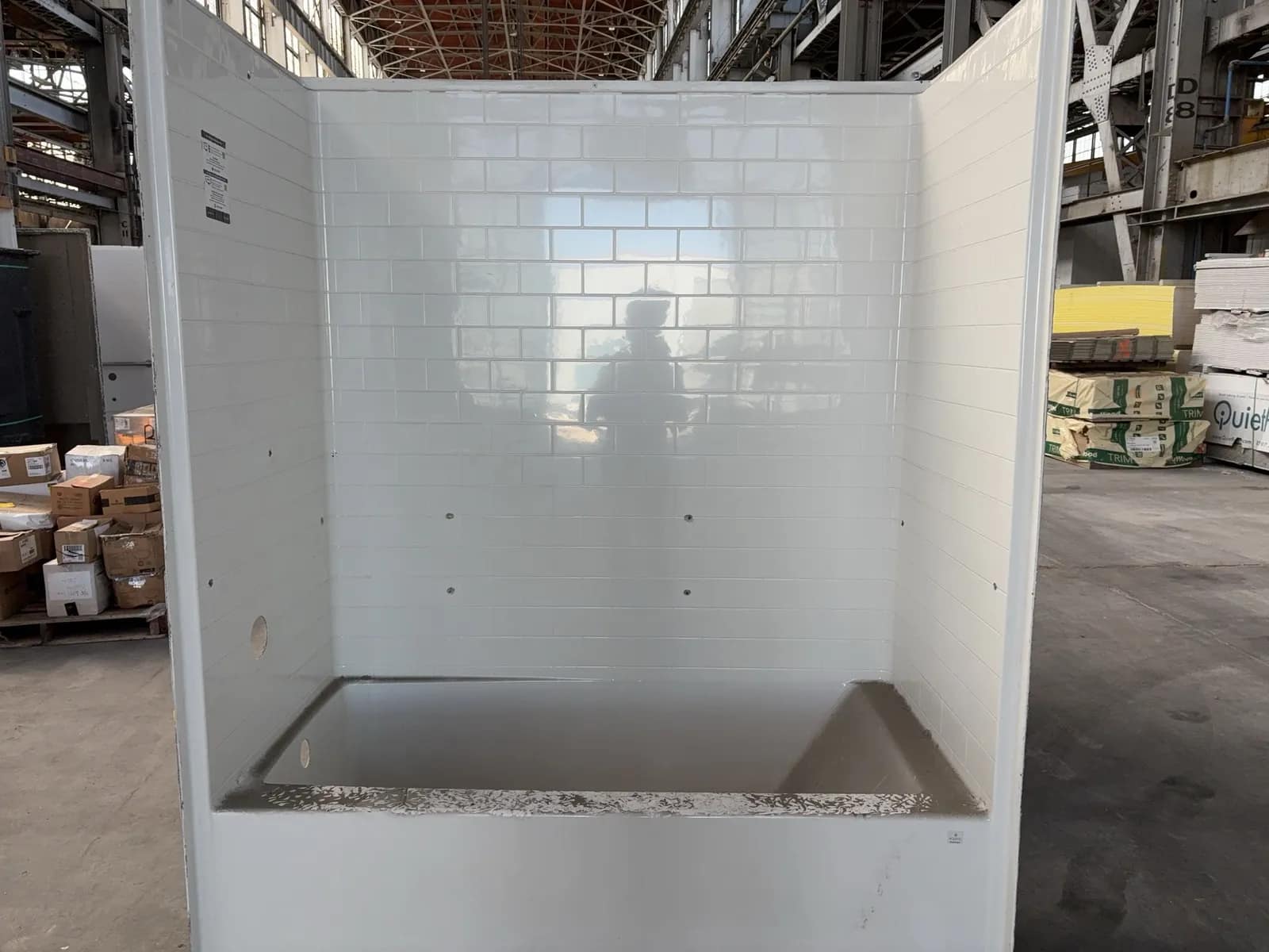 1-ada-left-handed-tubshower-6030-no-grab-bars-mufs7hzb