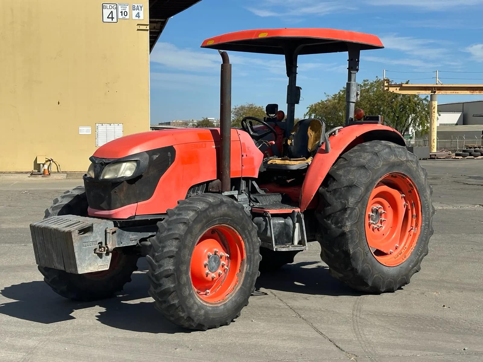 2013-kubota-m9960hd-4wd-utility-tractor-muhgplts