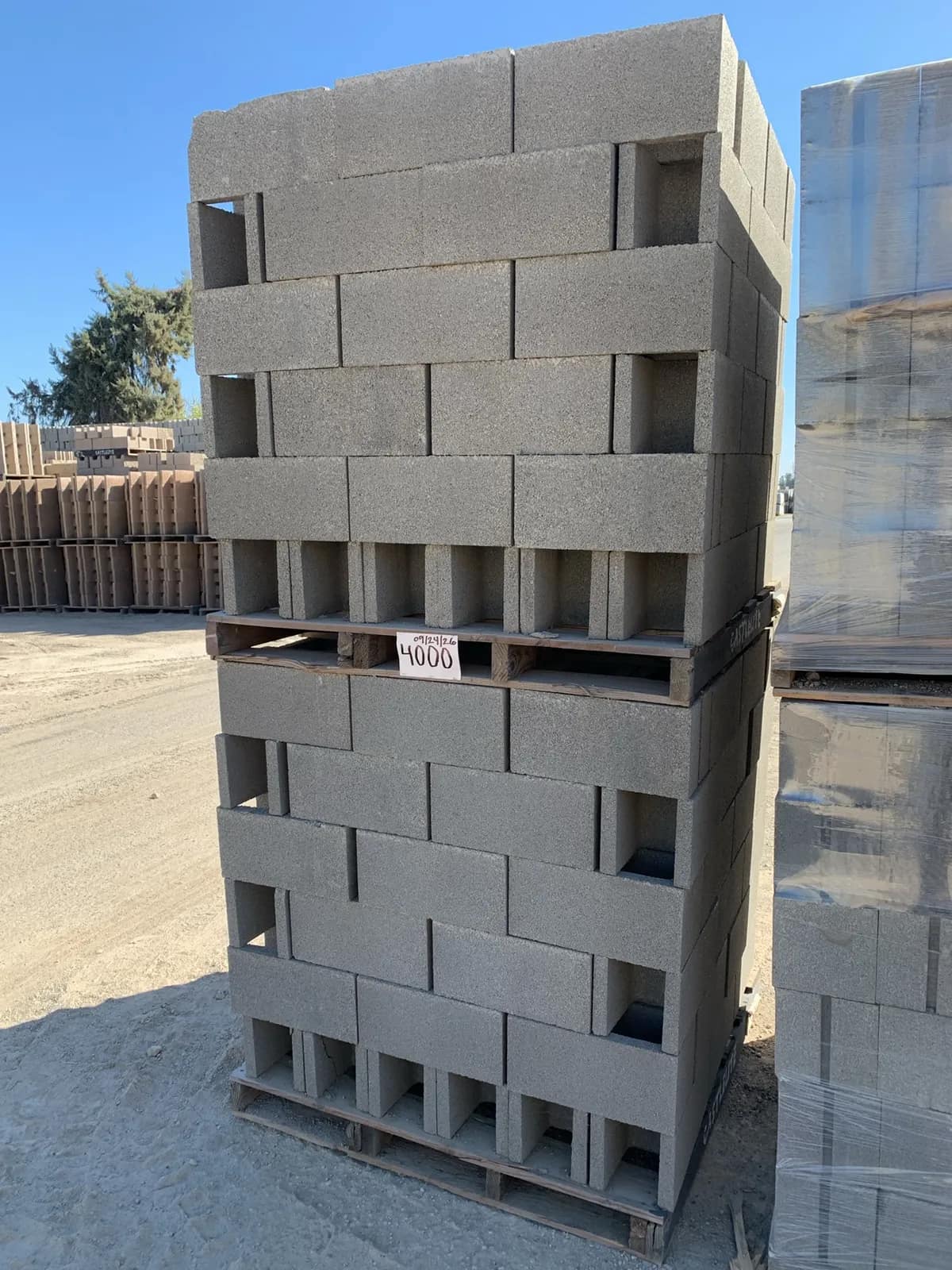 2-pallets-8x8x16-open-end-standard-gray-7d233d